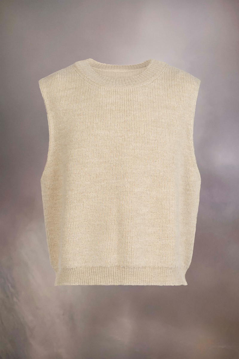 Alpaca knit vest 1