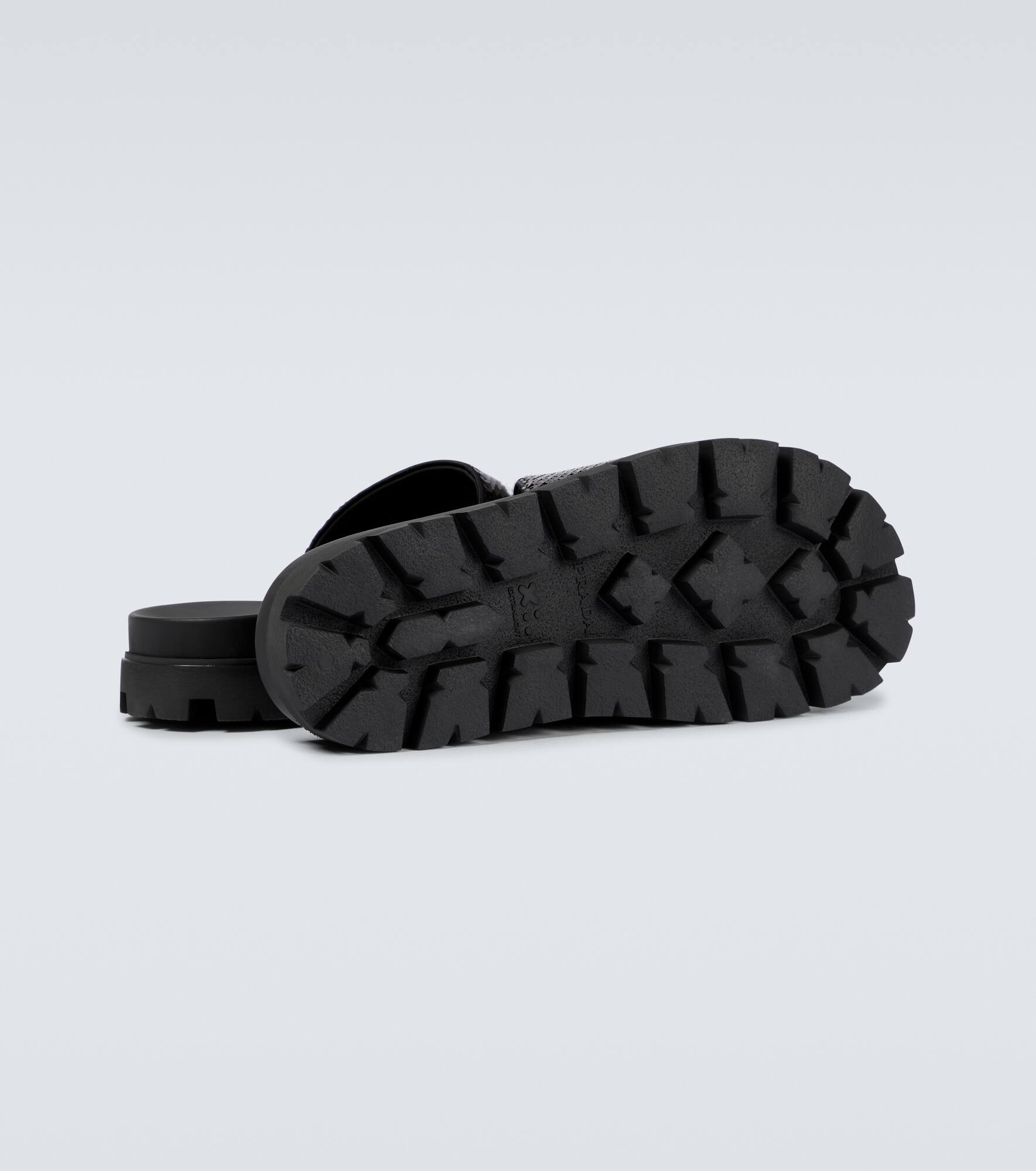 Leather logo slides - 7