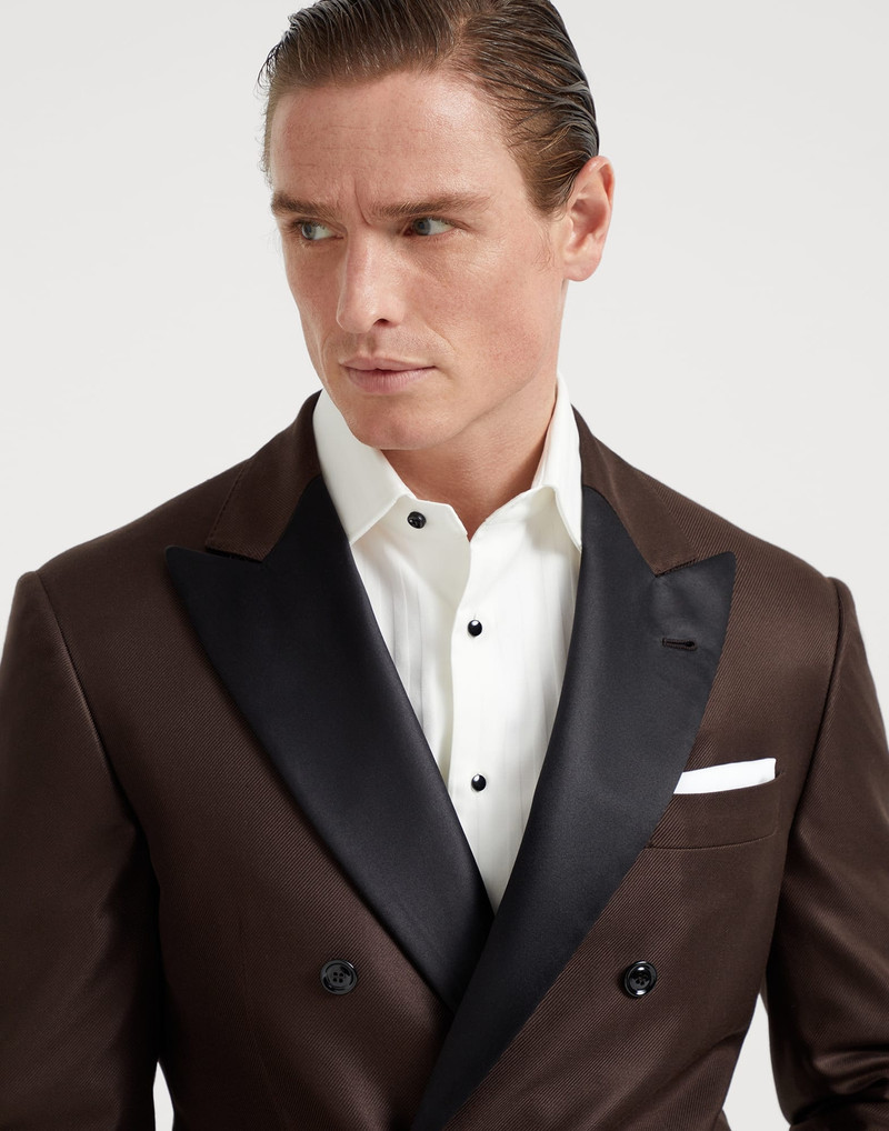 Silk diagonal tuxedo with one-and-a-half breasted jacket and trousers with double pleats 3