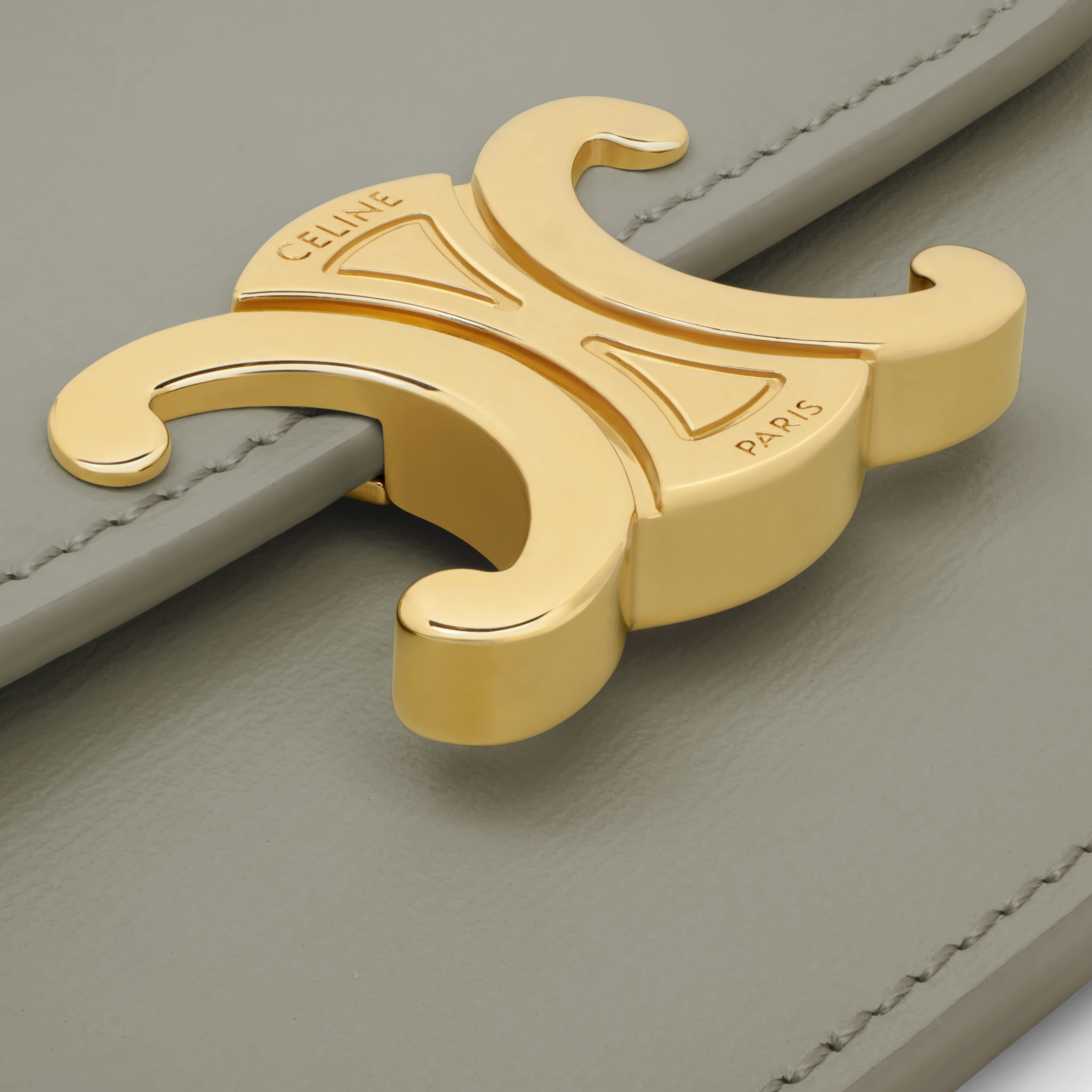 CARD HOLDER WITH FLAP TRIOMPHE in Shiny calfskin - 5