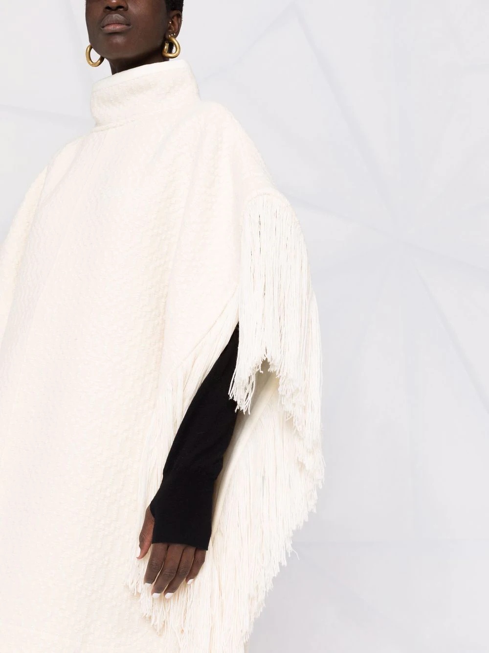 Oversize Fringe knitted cape - 5