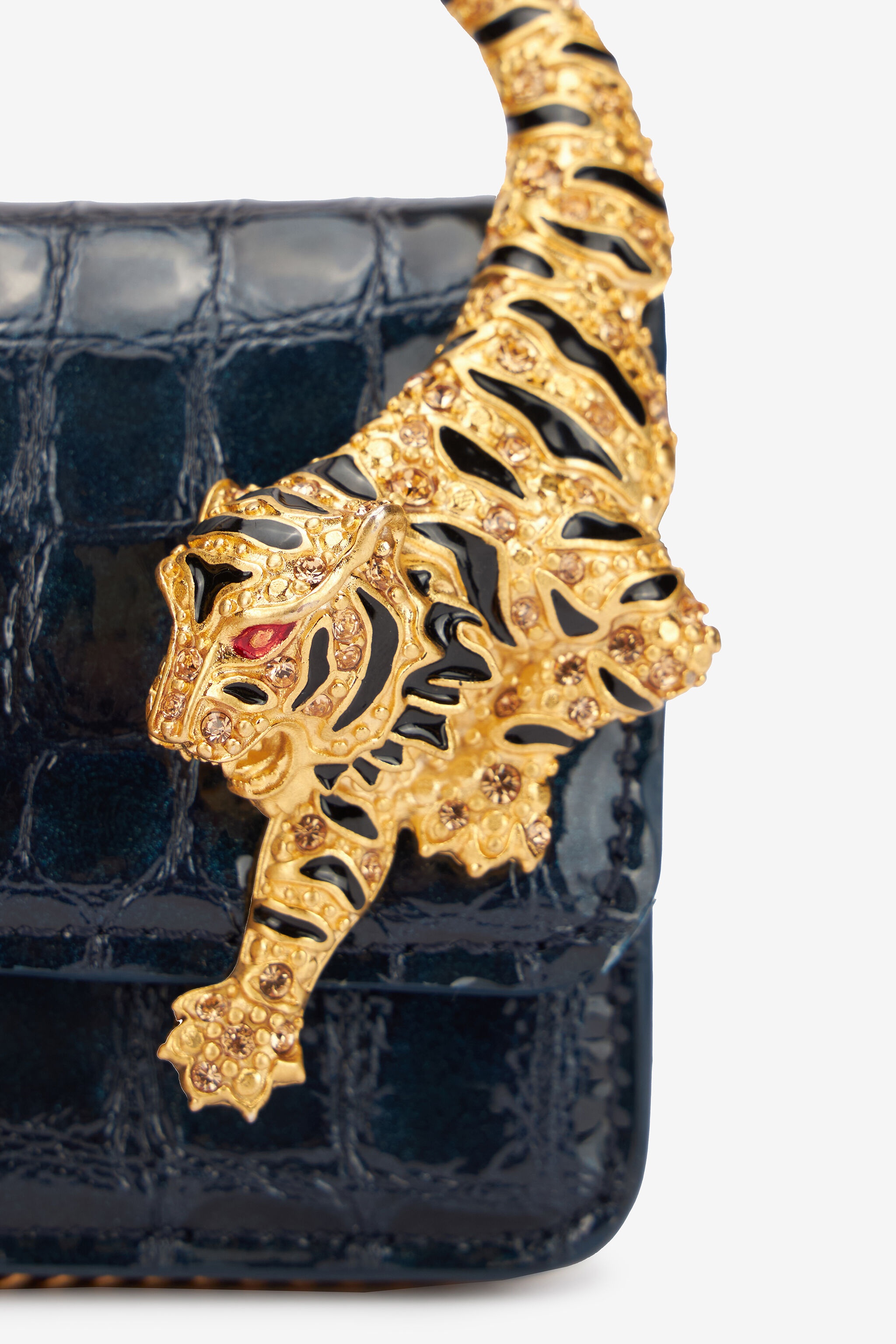 Crocodile-Effect Roar Phone Case - 4