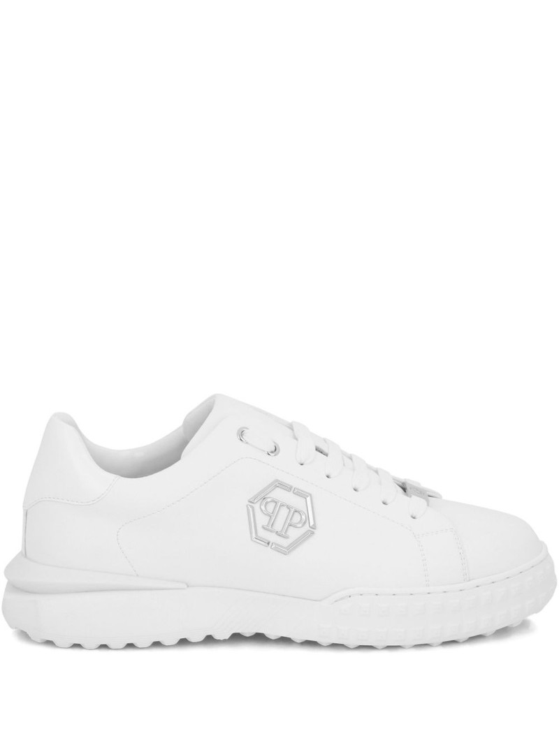 hexagon logo plaque leather low-top trainers 1