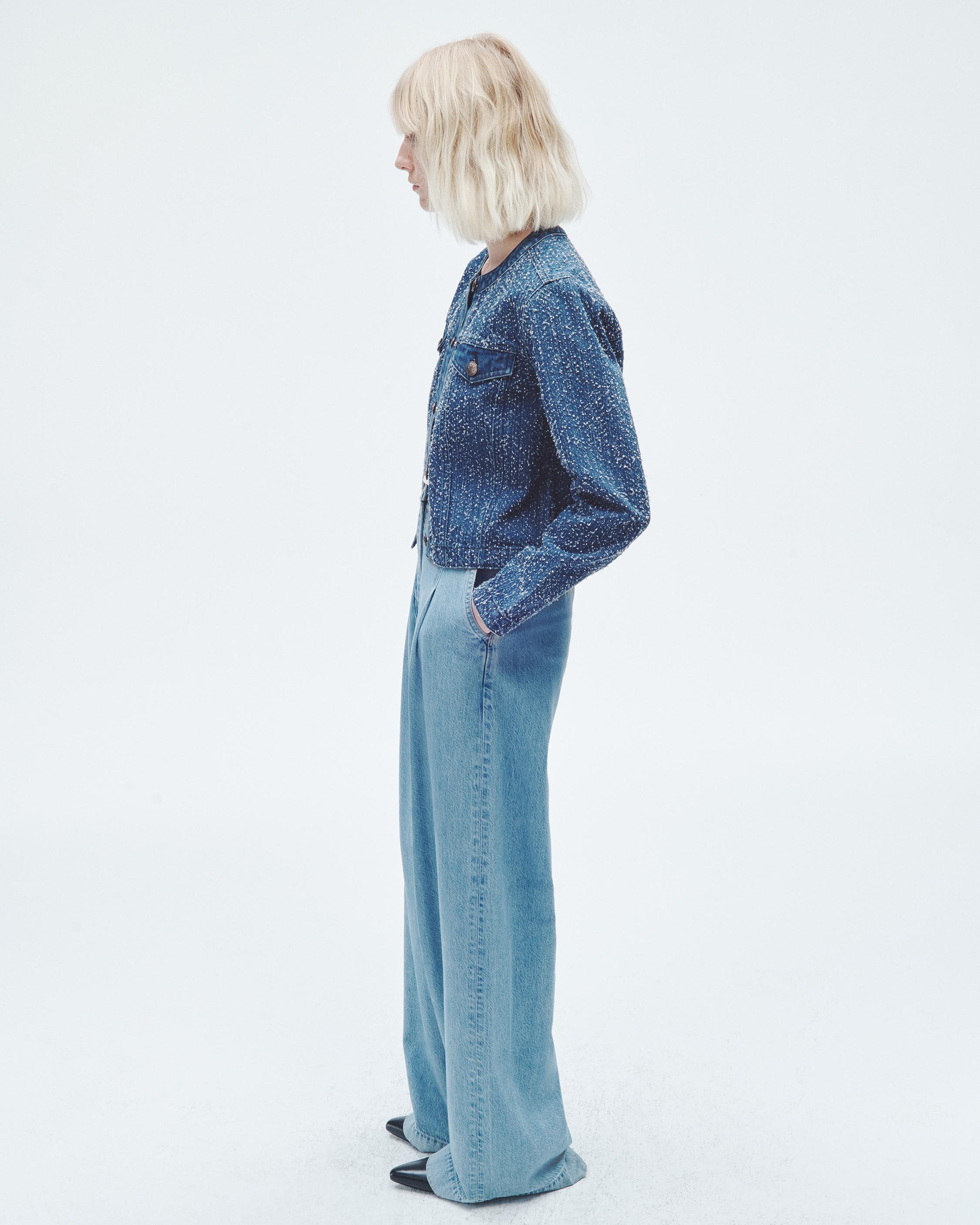 Cora Denim Jacket
Classic Fit - 4