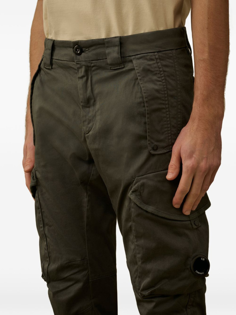 stretch sateen ergonomic rounded pockets Lens cargo pants 6
