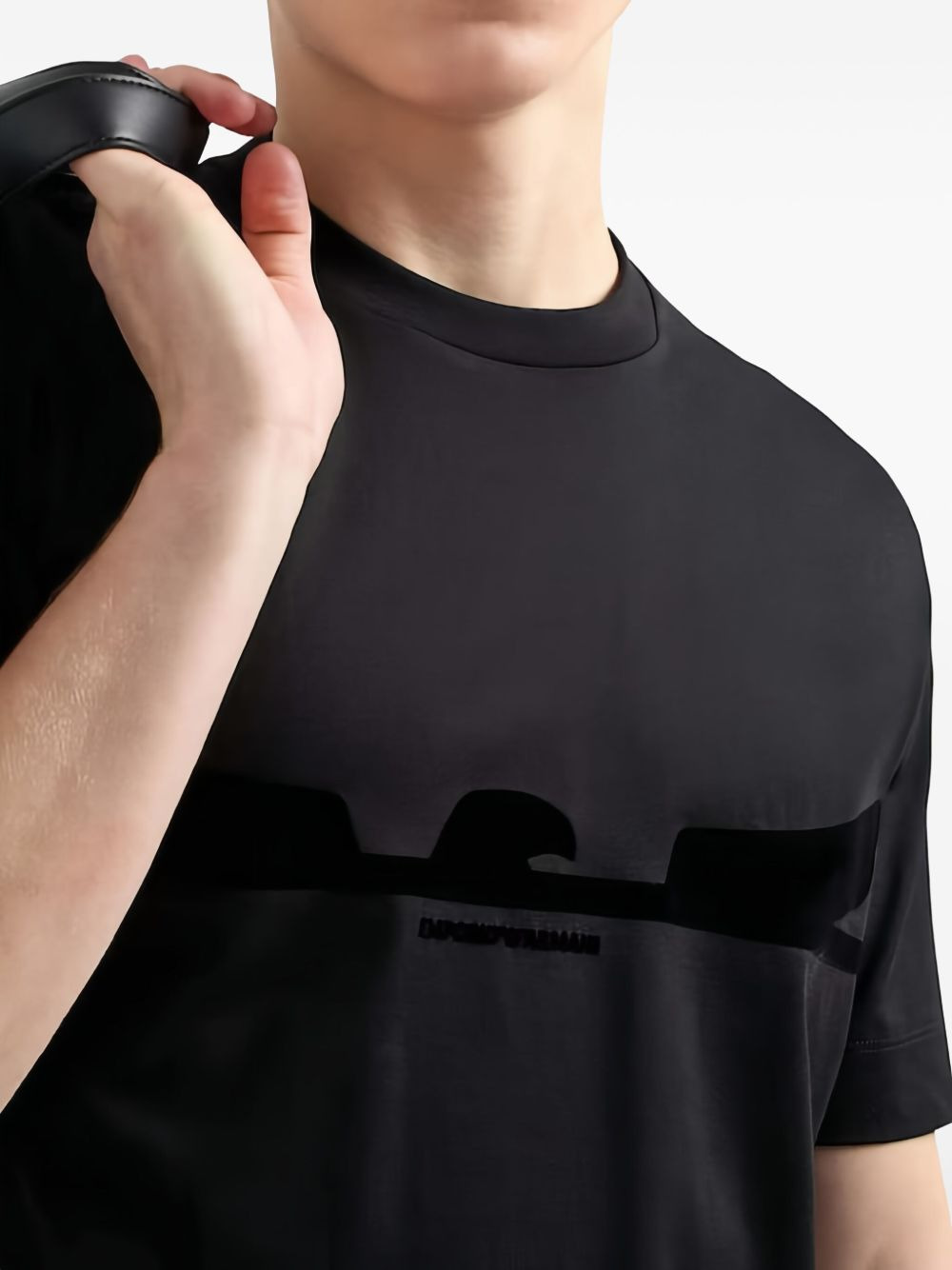 eagle-emblem velvet-panel T-shirt - 5