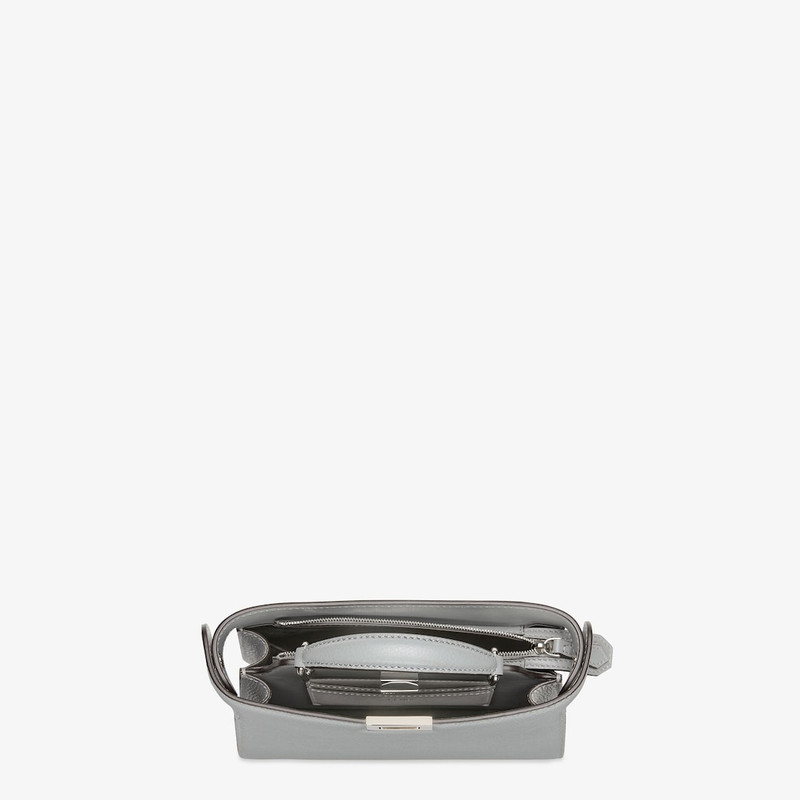 Peekaboo ISeeU XCross 4