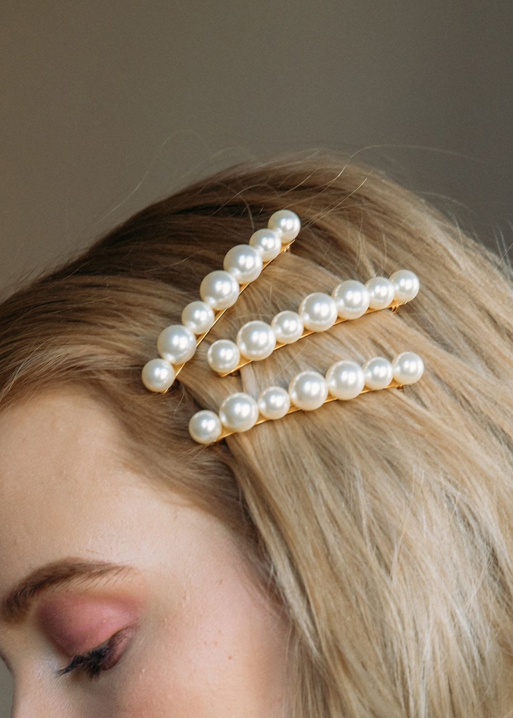 Gretel Pearl Barrette - 4