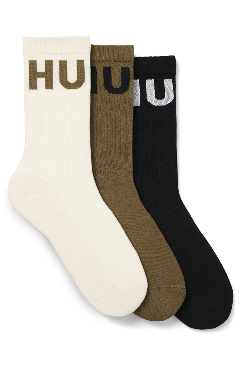 THREE-PACK OF SHORT-LENGTH SOCKS WITH CONTRAST LOGOS 1