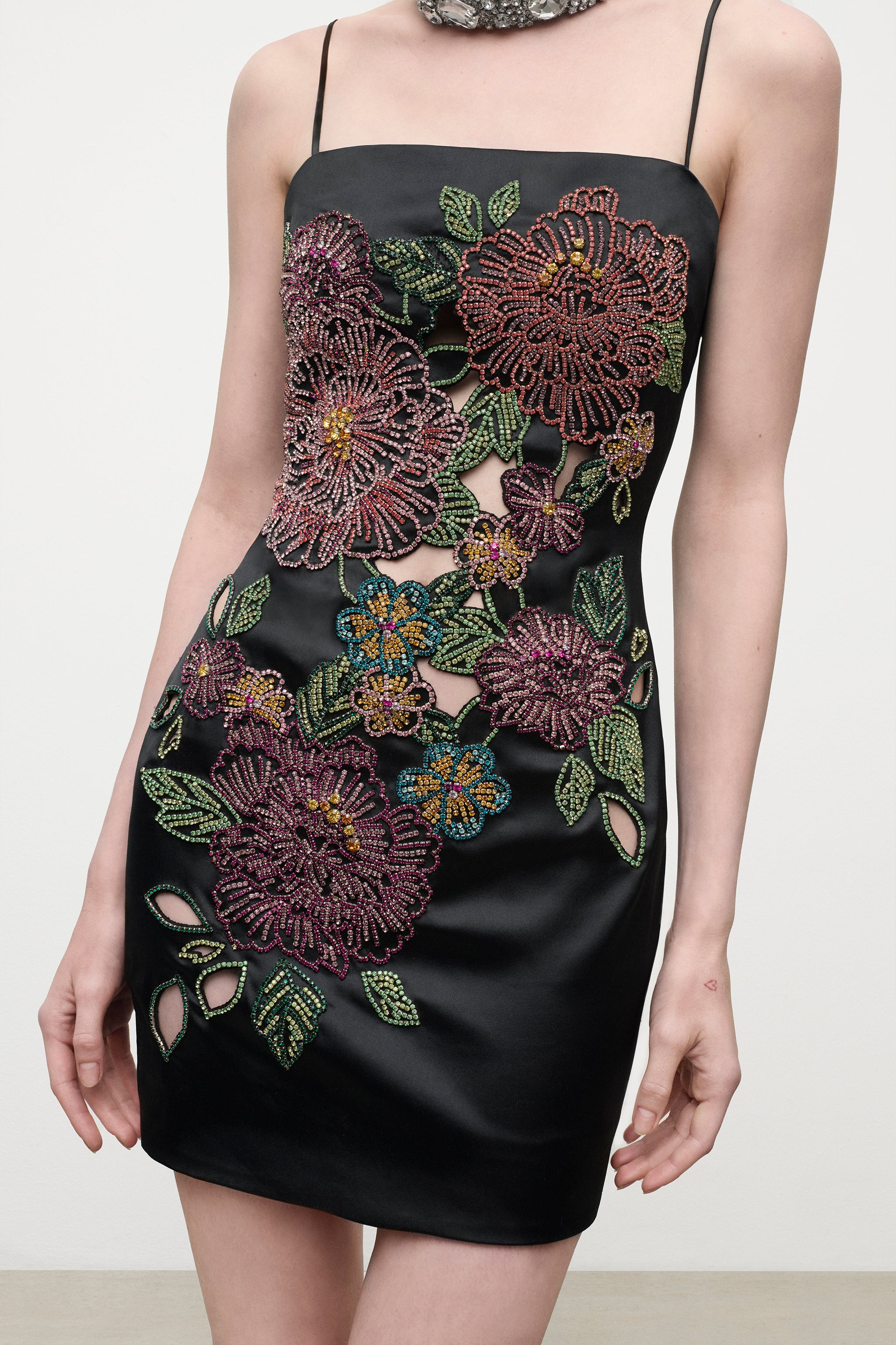 EMBROIDERED CRYSTAL FLOWER MINI DRESS - 5