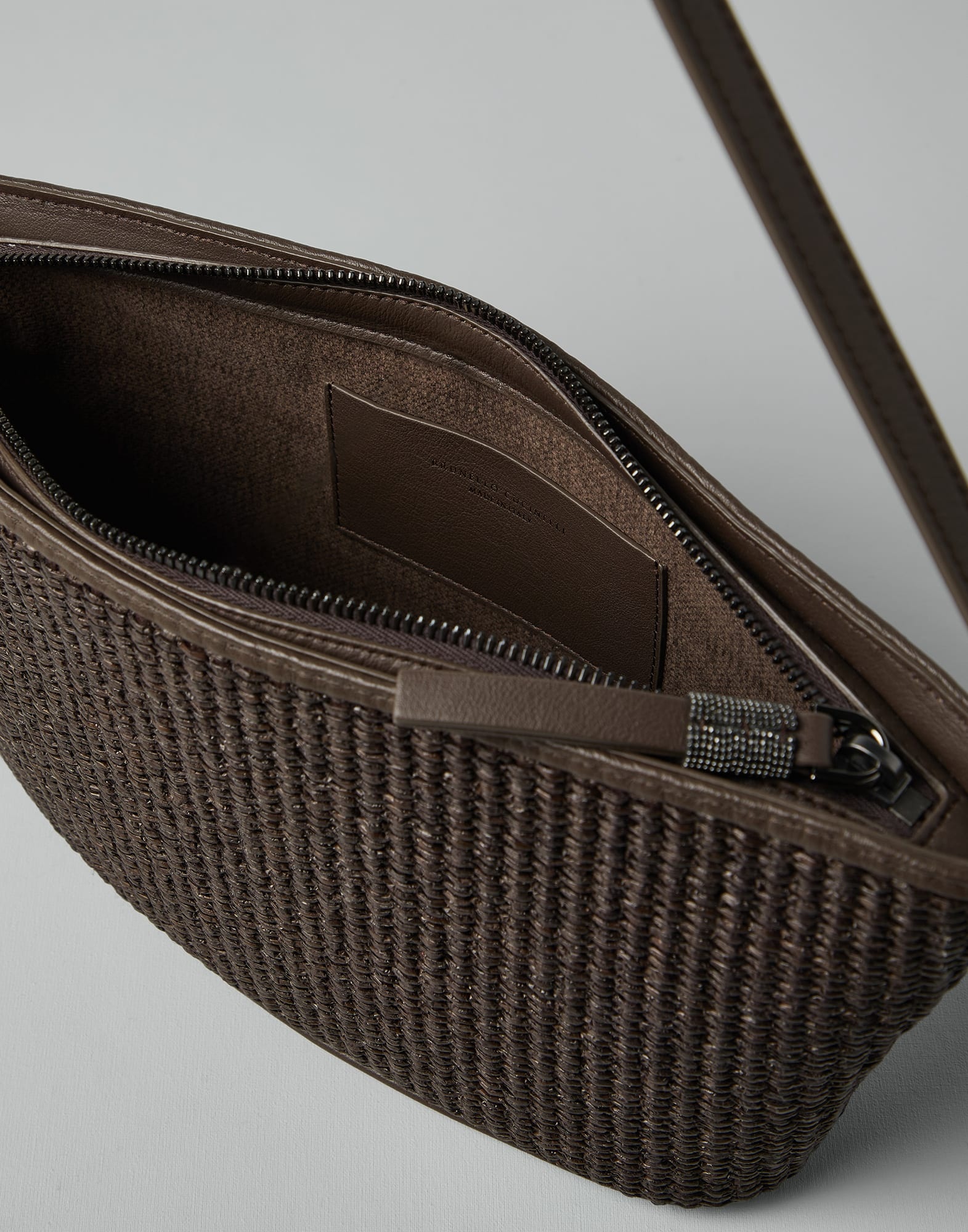 Techno cotton raffia bag with shiny zipper pull - 5