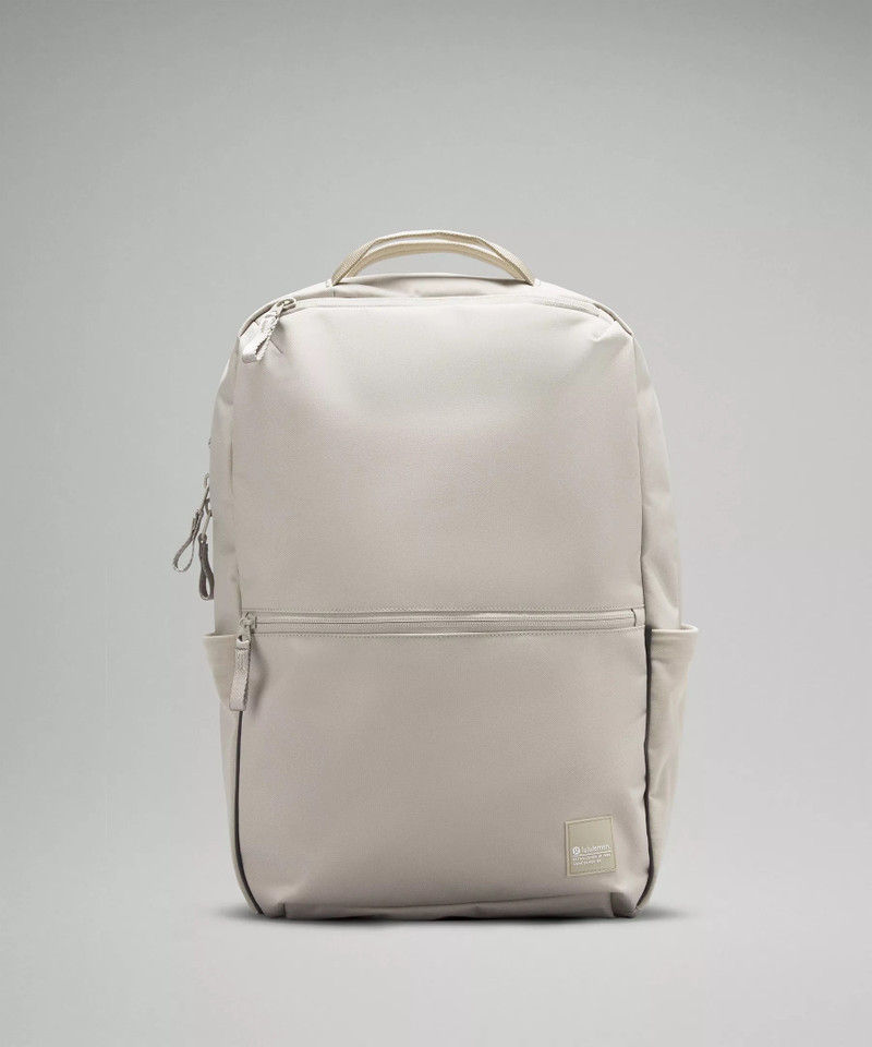 Double-Zip Backpack 22L 1