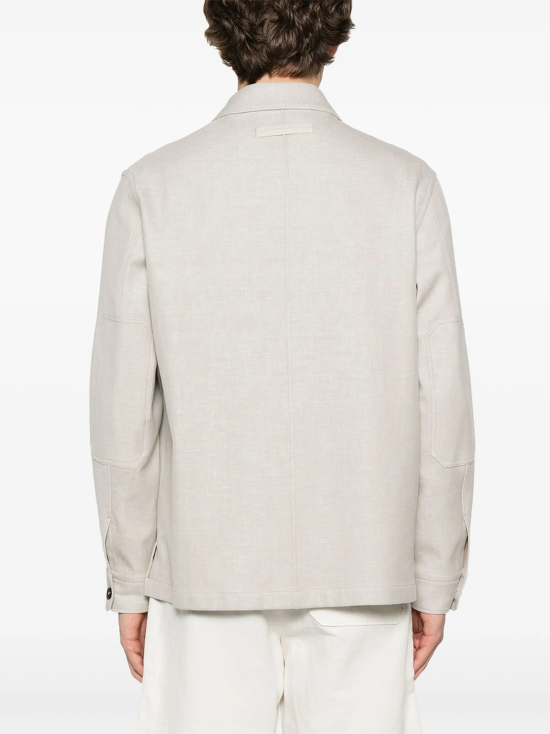 Cut-away-collar Shirt 4