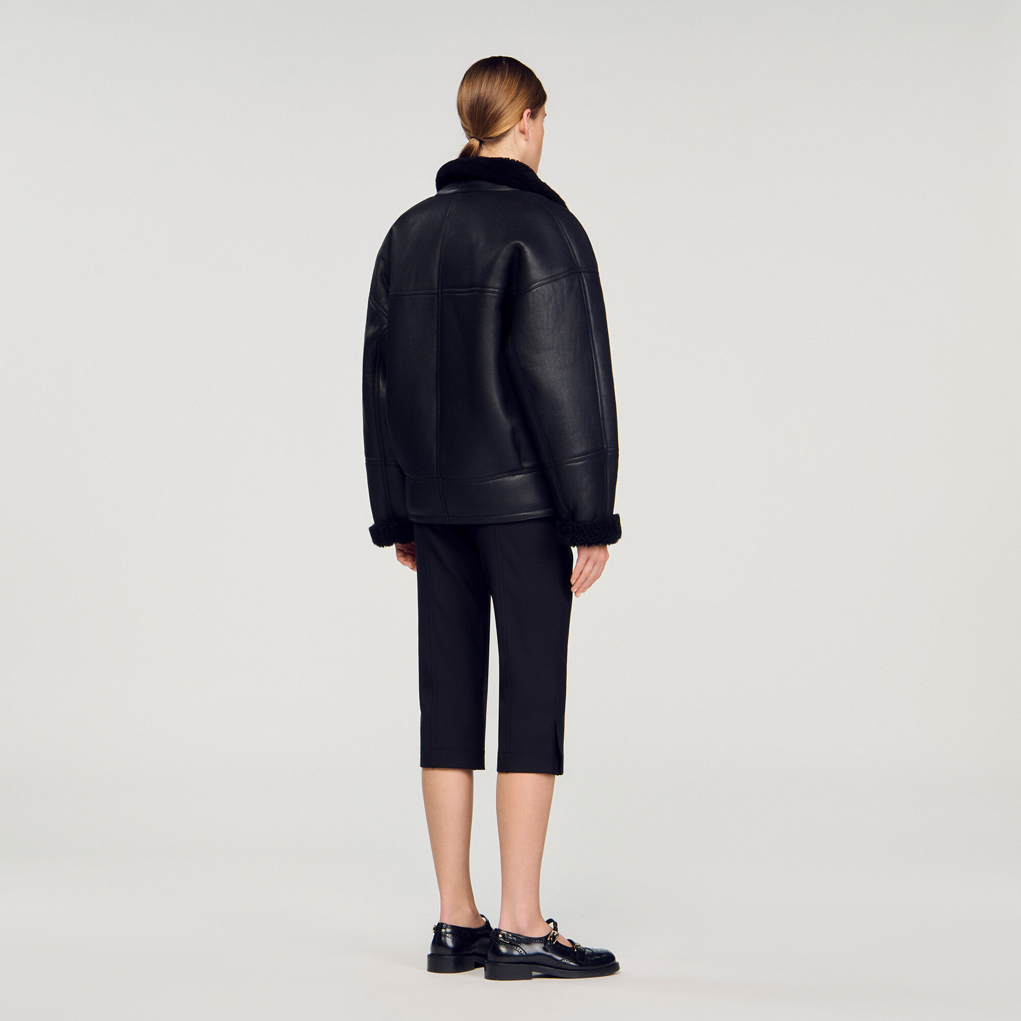 SHORT SHEARLING COAT - 5