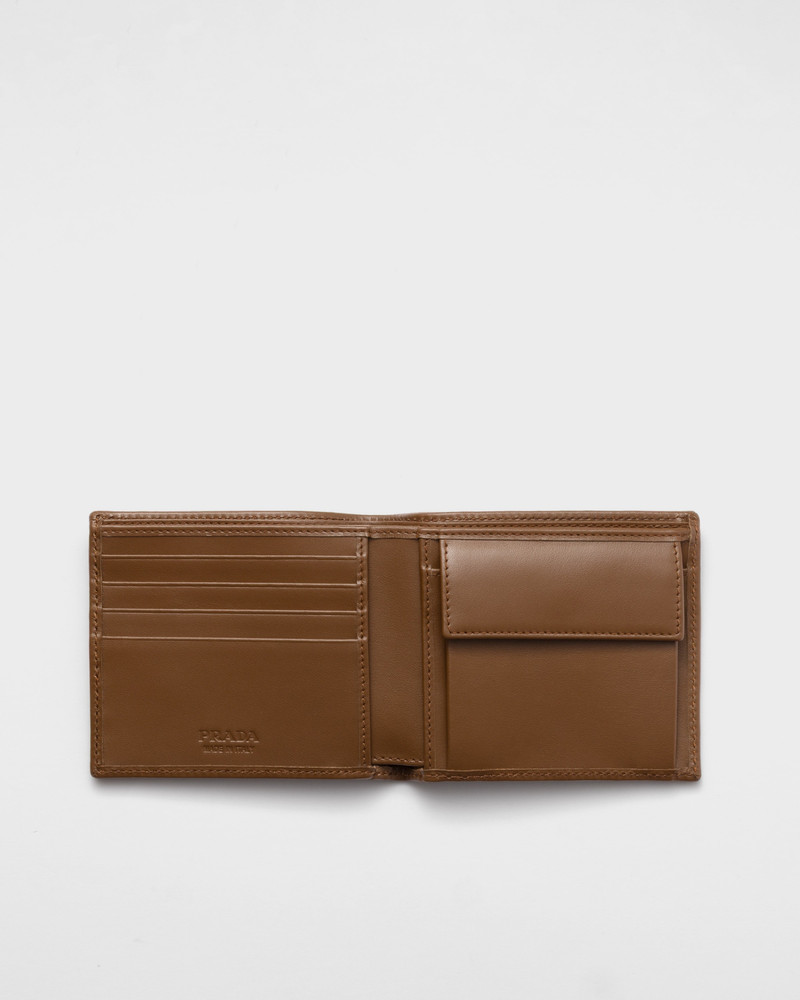Prada Re-Nylon and leather wallet outlook