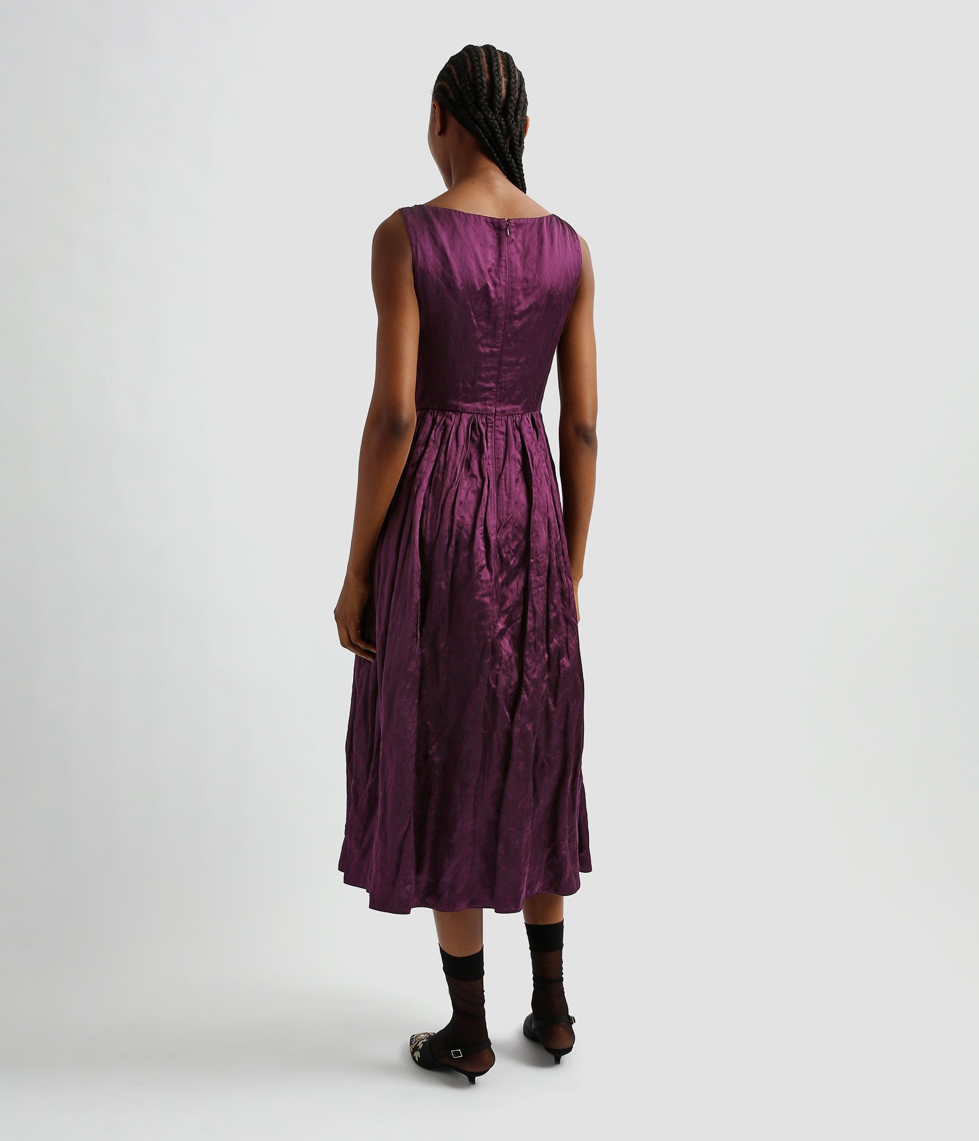 FIT AND FLARE MIDI DRESS - 3