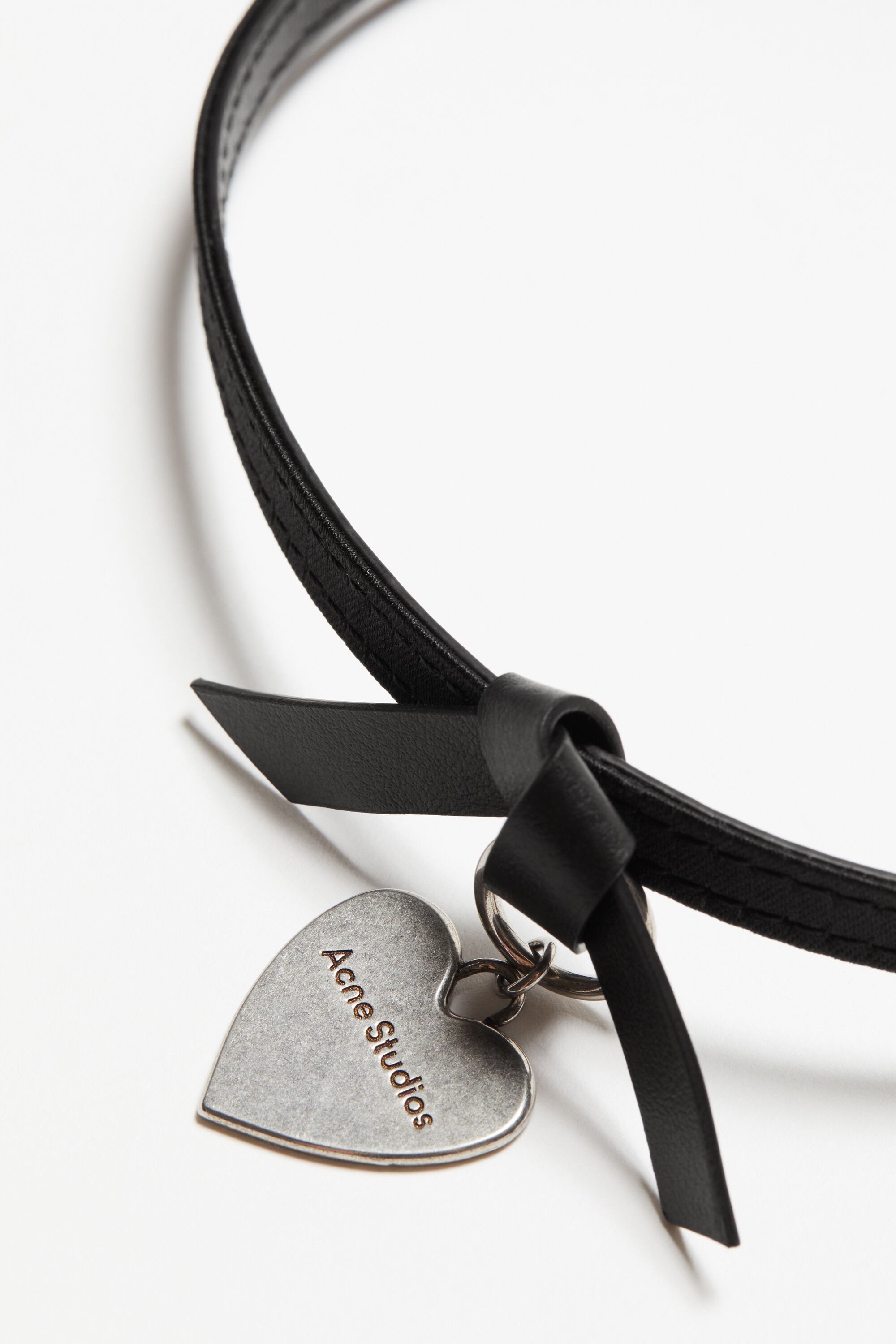 Musubi charm necklace - Black - 4