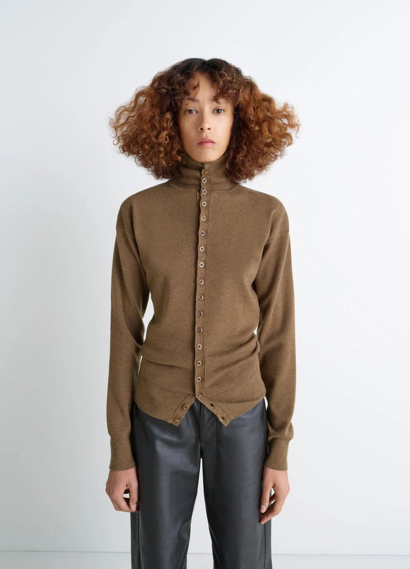 Lemaire BUTTONED FITTED CARDIGAN outlook