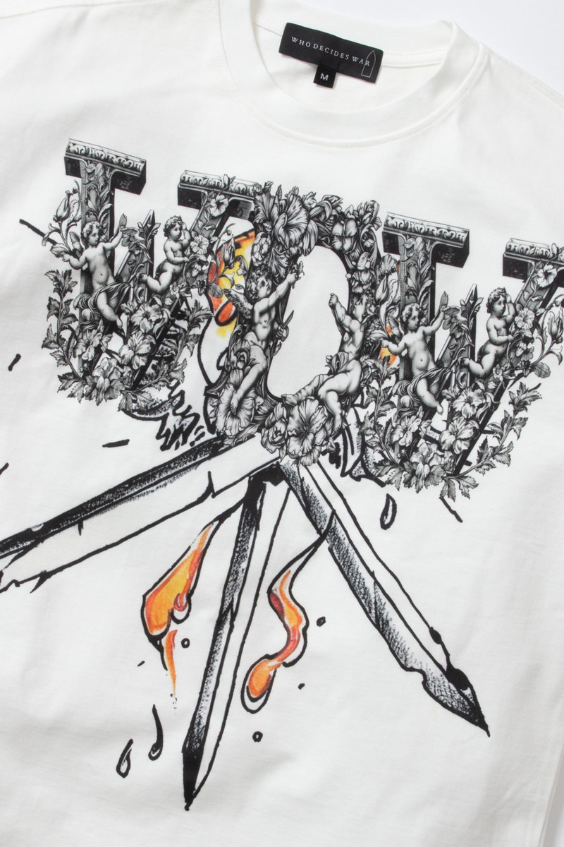 WHO DECIDES WAR DARTH SHORT SLEEVE outlook