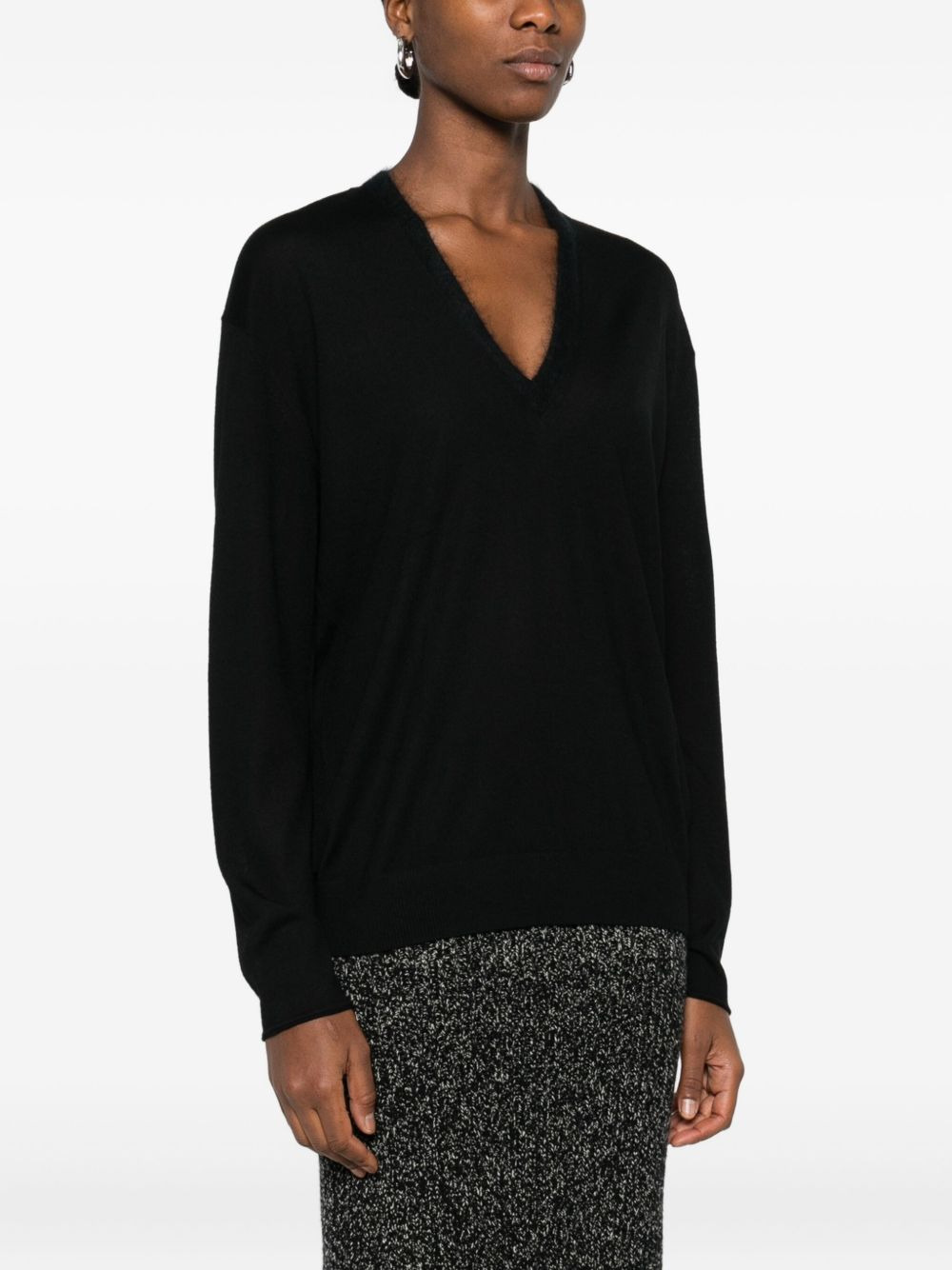 V-neck long-sleeve sweater - 3