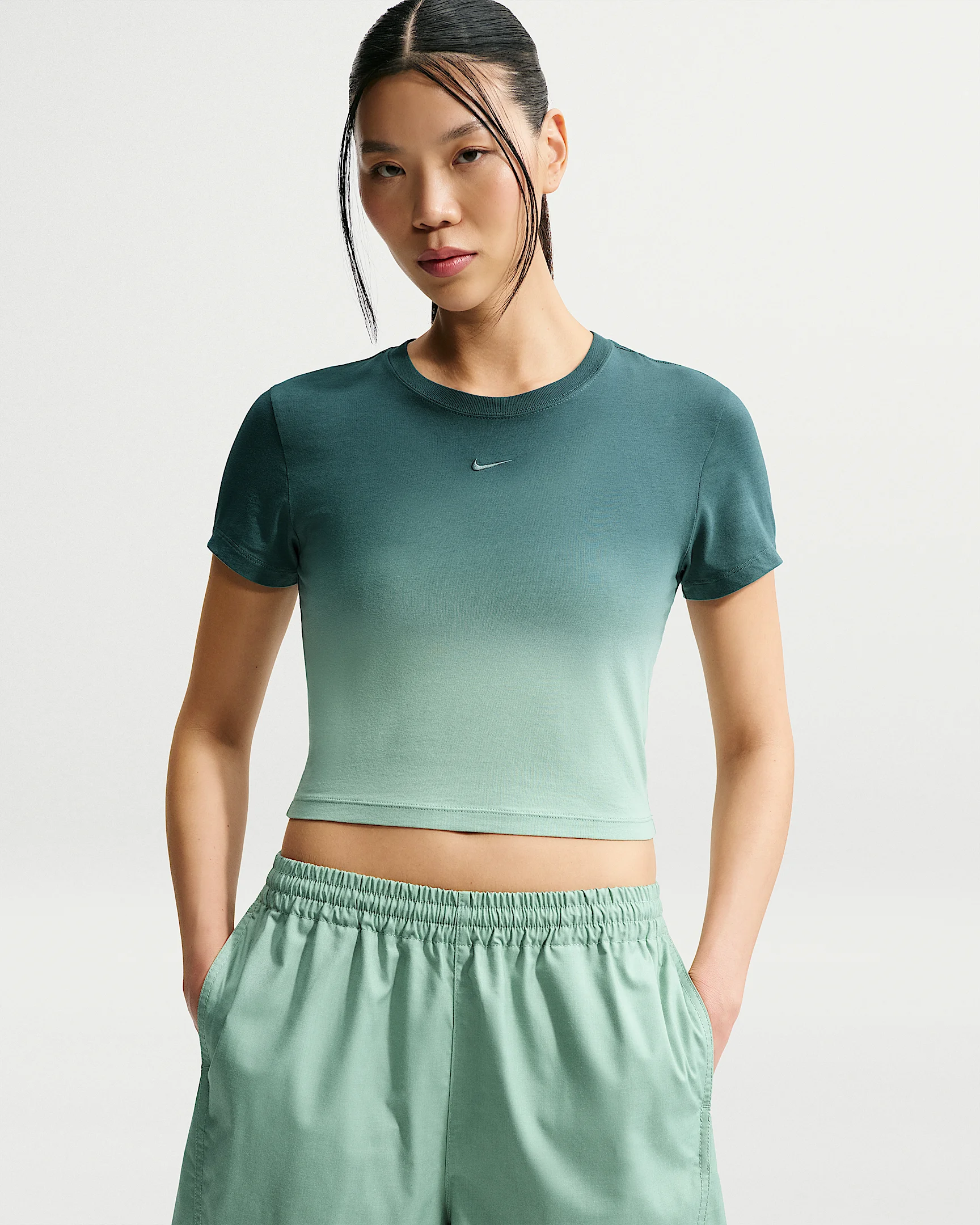 Nike Sportswear Chill Knit Women's Slim Cropped T-Shirt - 1