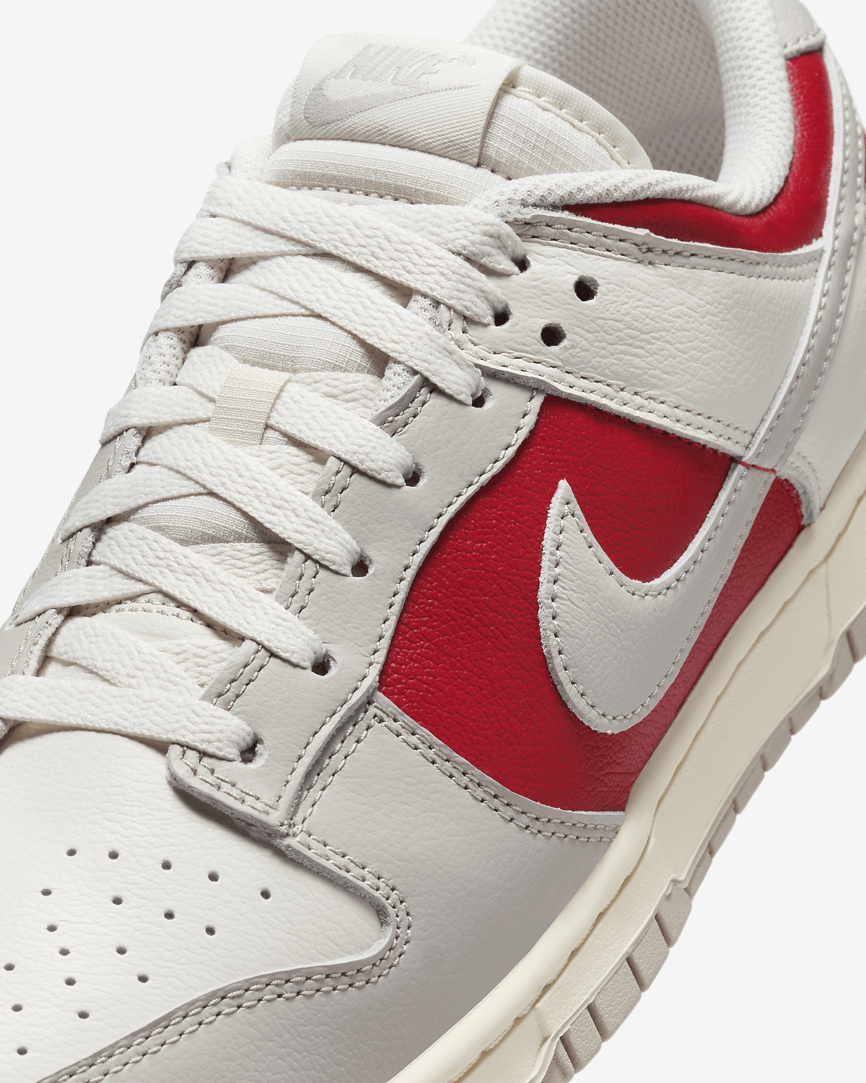 Nike Dunk Low Retro Shoes - 7