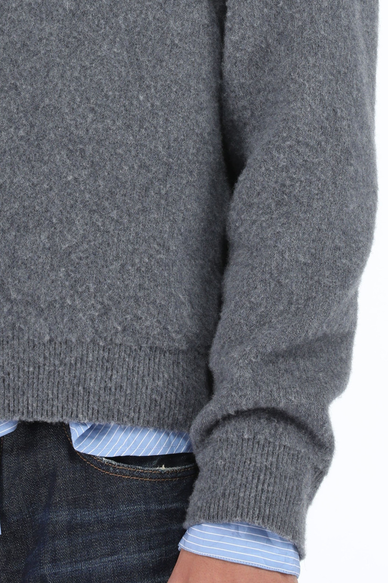 SCORPION-EMBELLISHED SWEATER 5