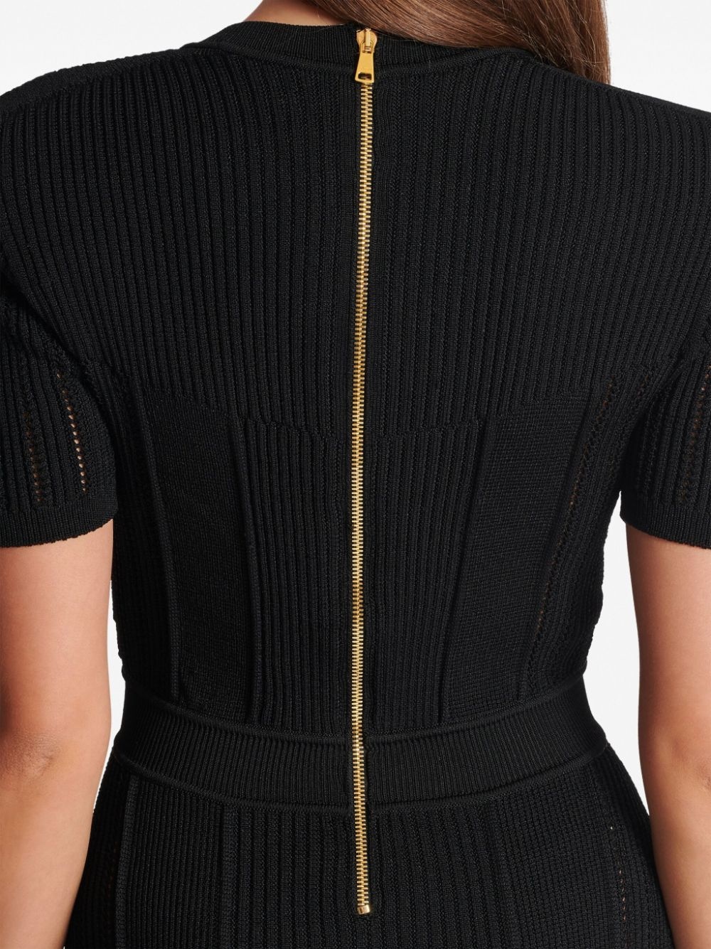 V-neck zip-up dress - 6