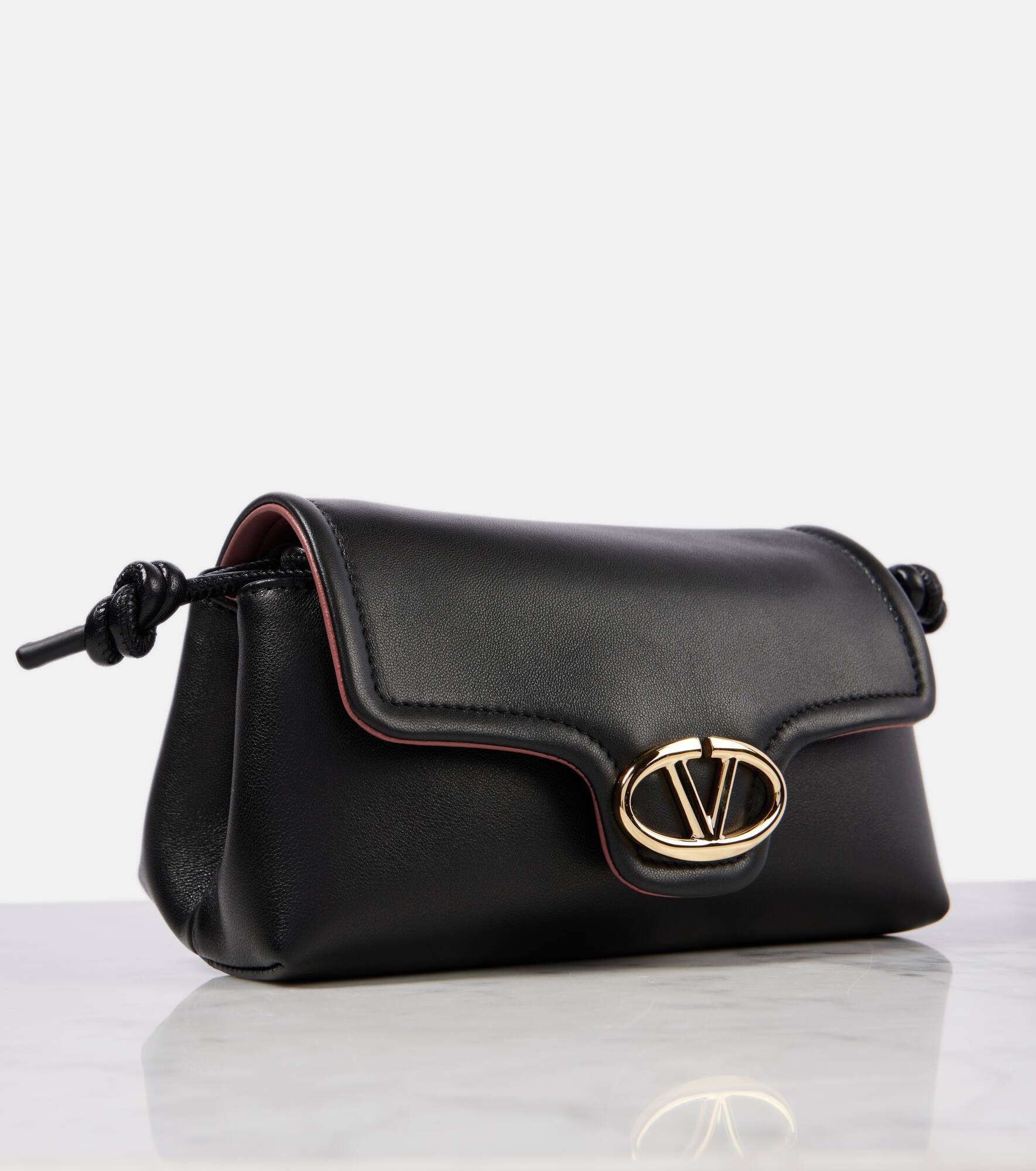 VLogo Mini leather crossbody bag - 6