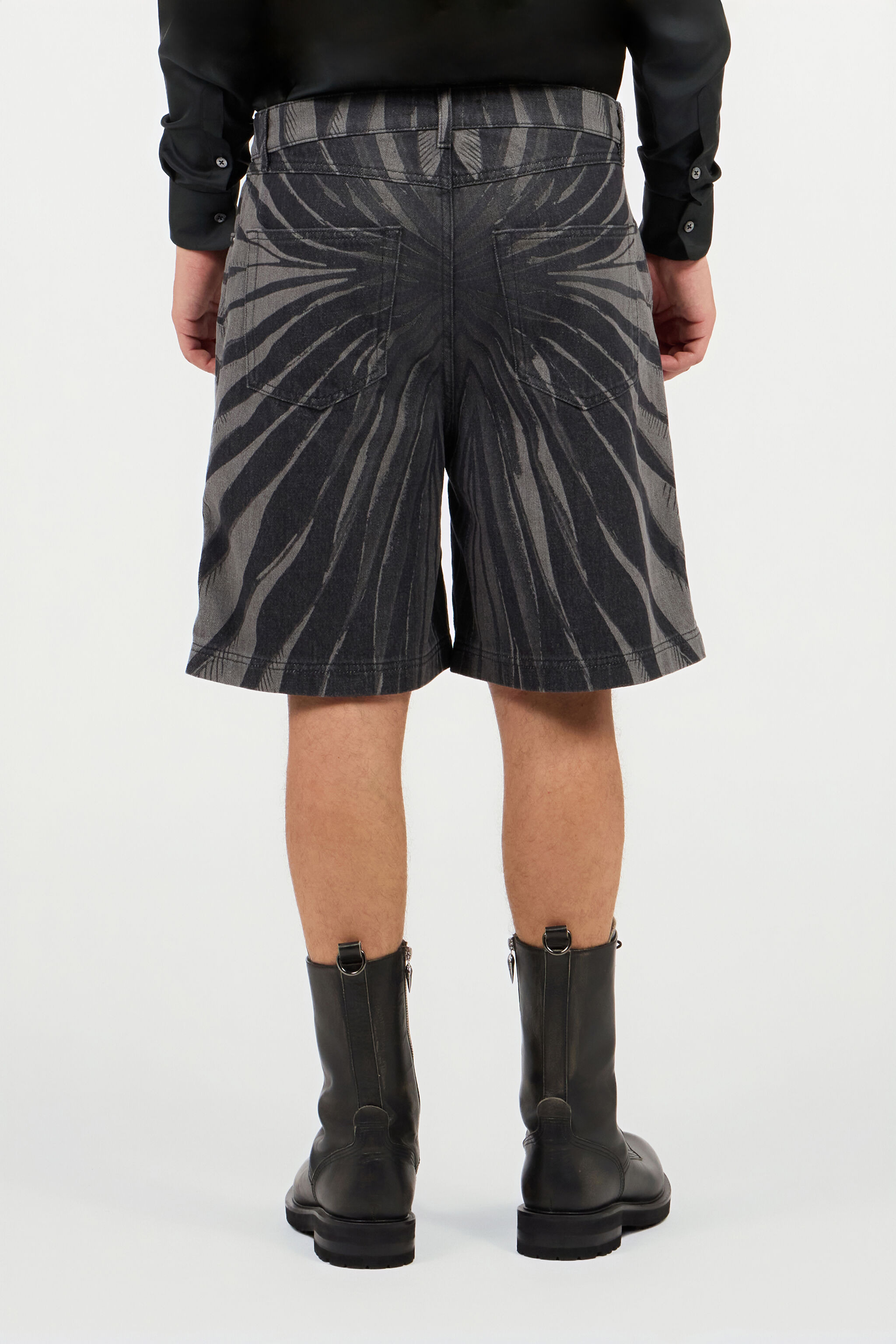 Ray Of Gold Print Bermuda Shorts - 4