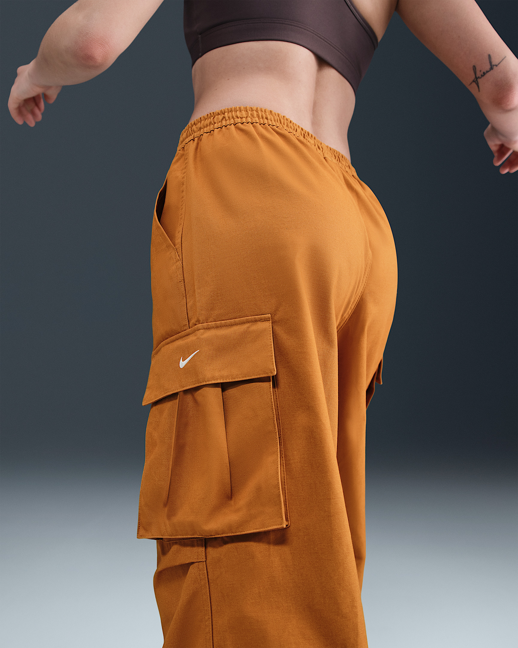 Nike Sportswear Women's Mid-Rise Oversized Woven Cargo Pants - 3