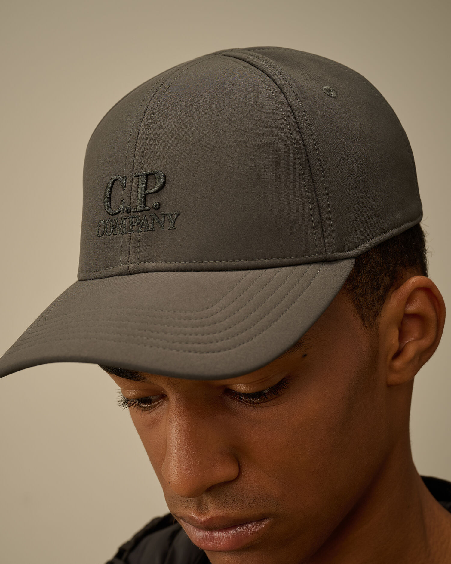 C.P. Shell-R Logo Cap - 4