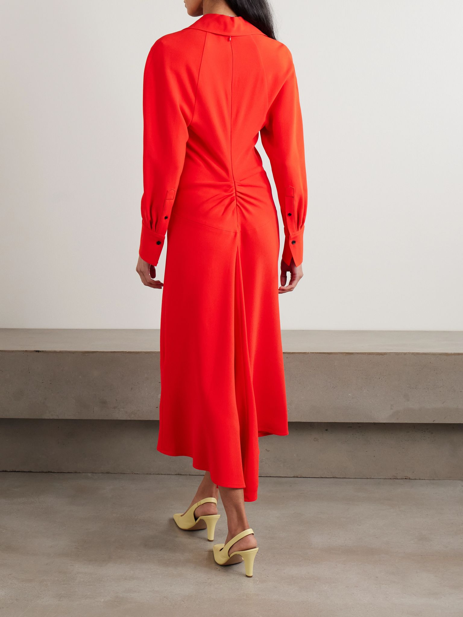 Asymmetric gathered crepe shirt dress Red - 3