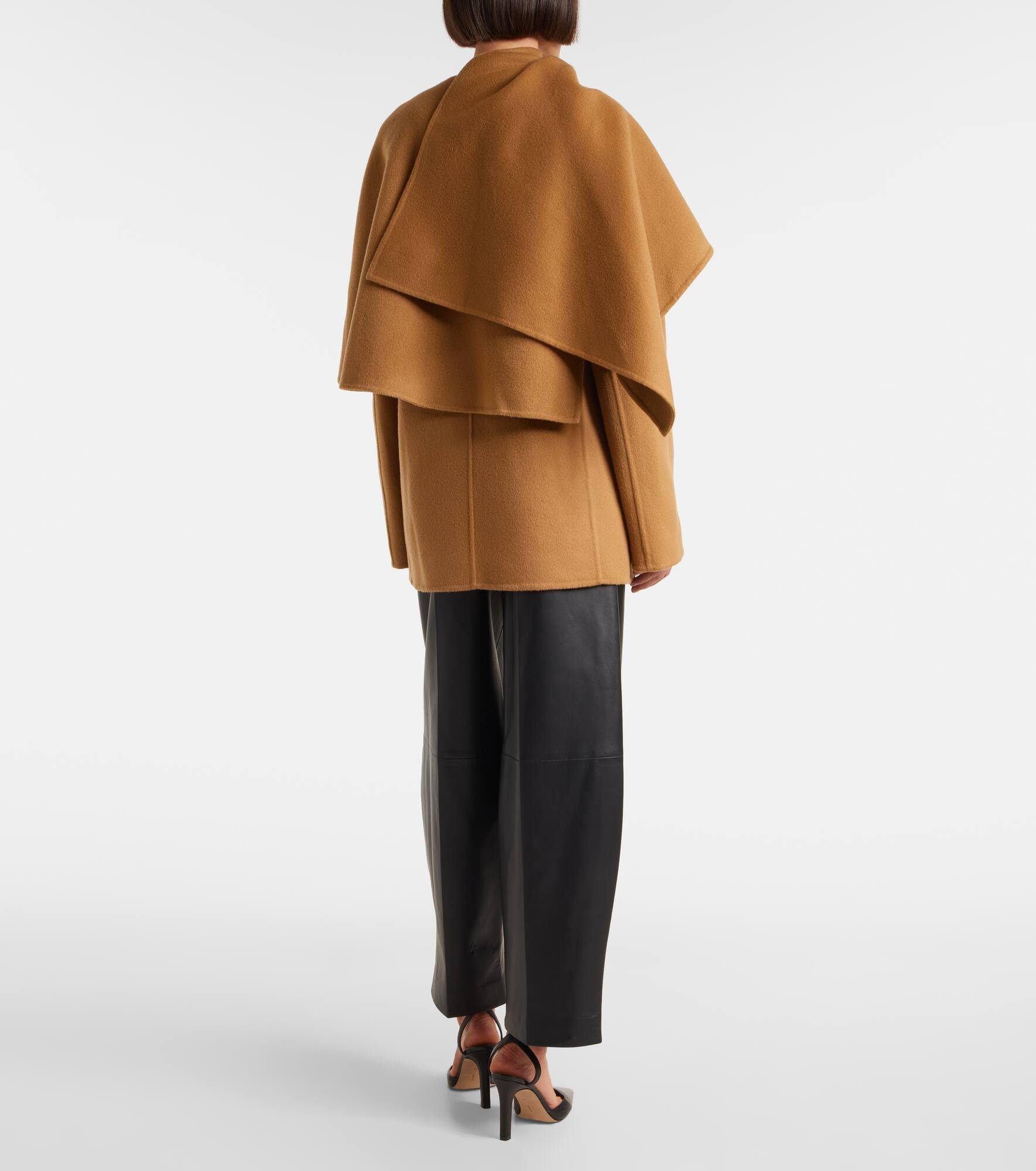 Dak caped wool-blend coat - 3