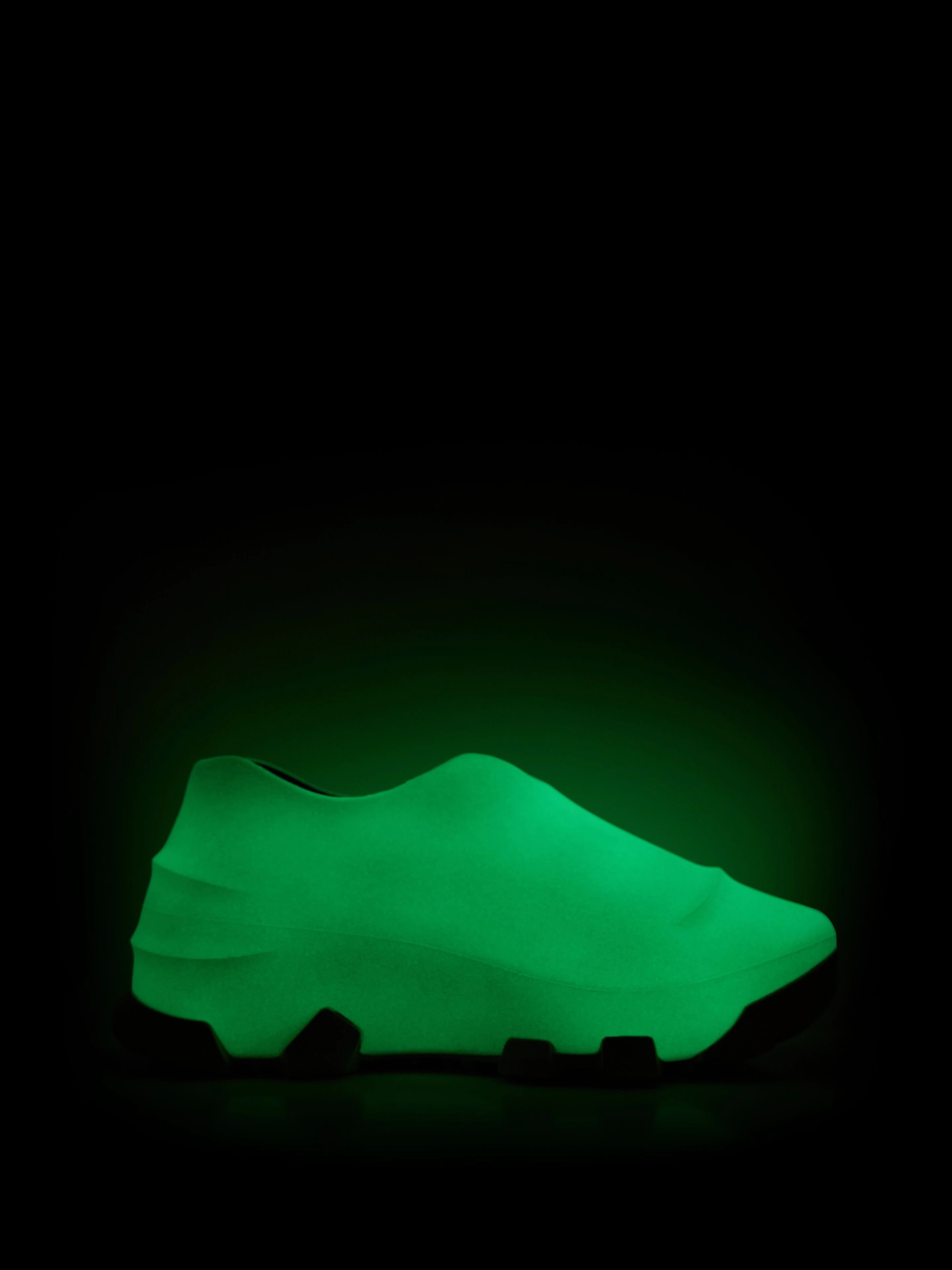 MONUMENTAL MALLOW LOW-TOP SHOES IN PHOSPHORESCENT RUBBER - 7