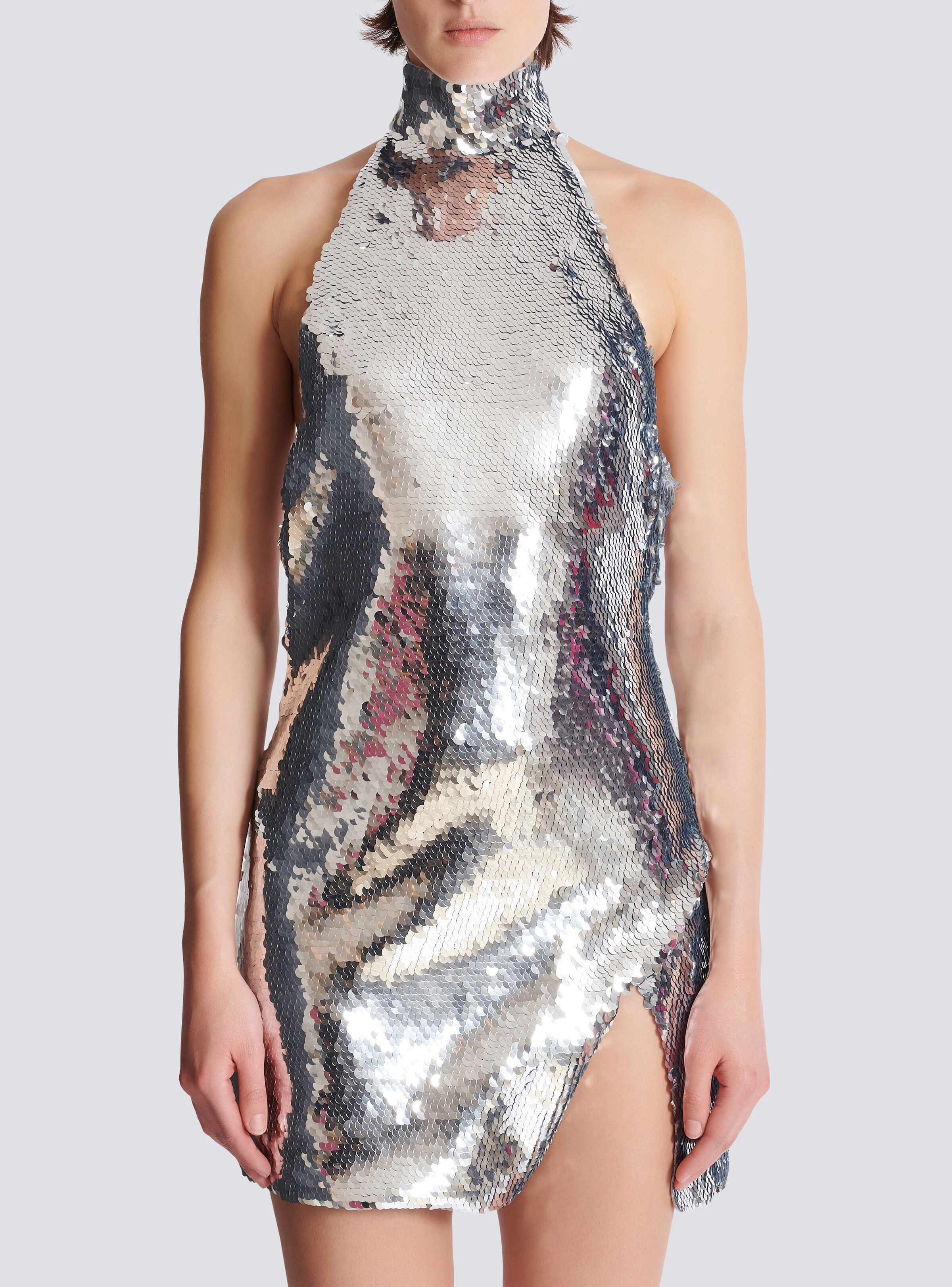 Short sequinned halterneck dress - 5