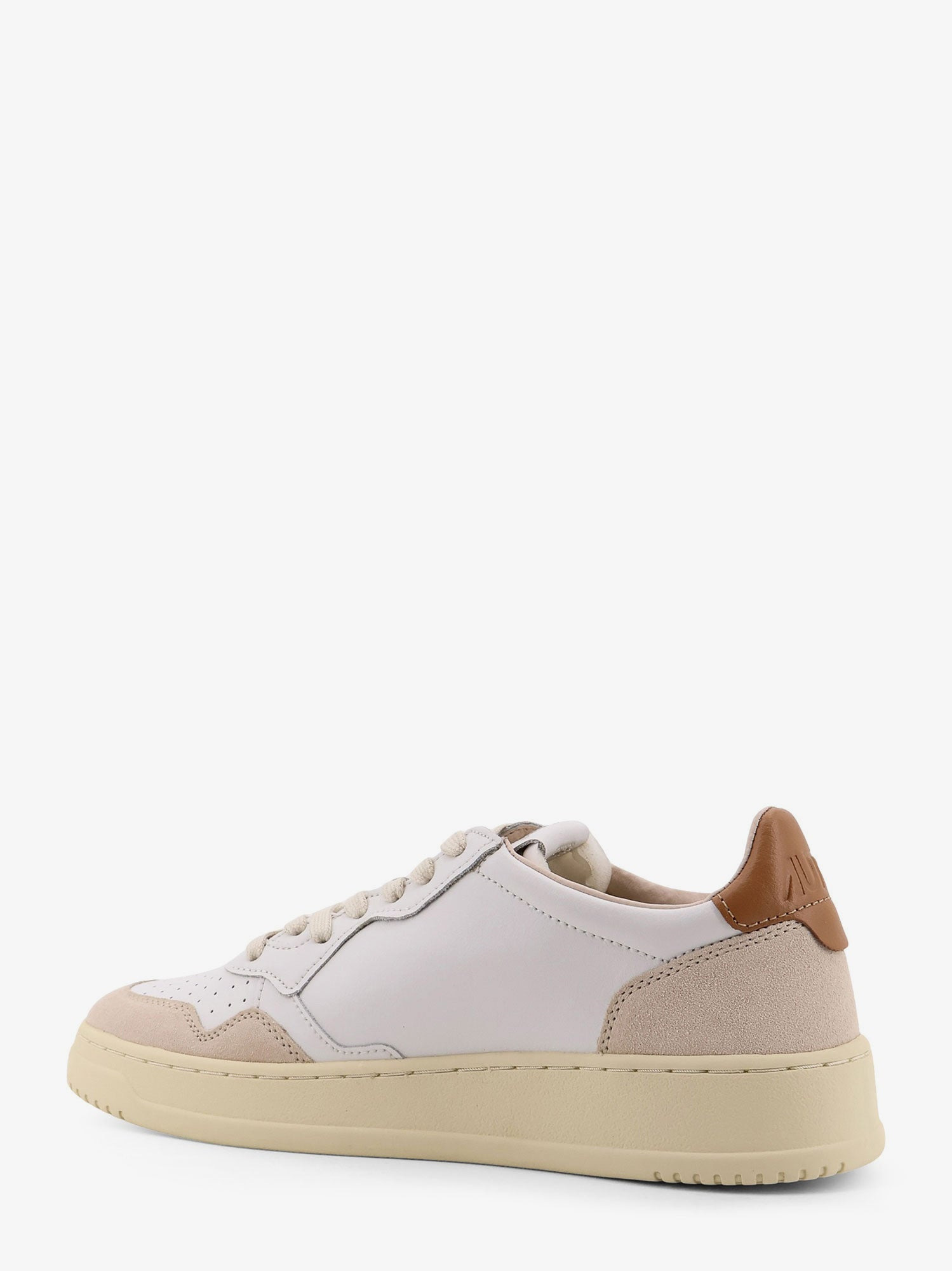 Autry Medalist Low Leather Low-Top Sneakers - 3