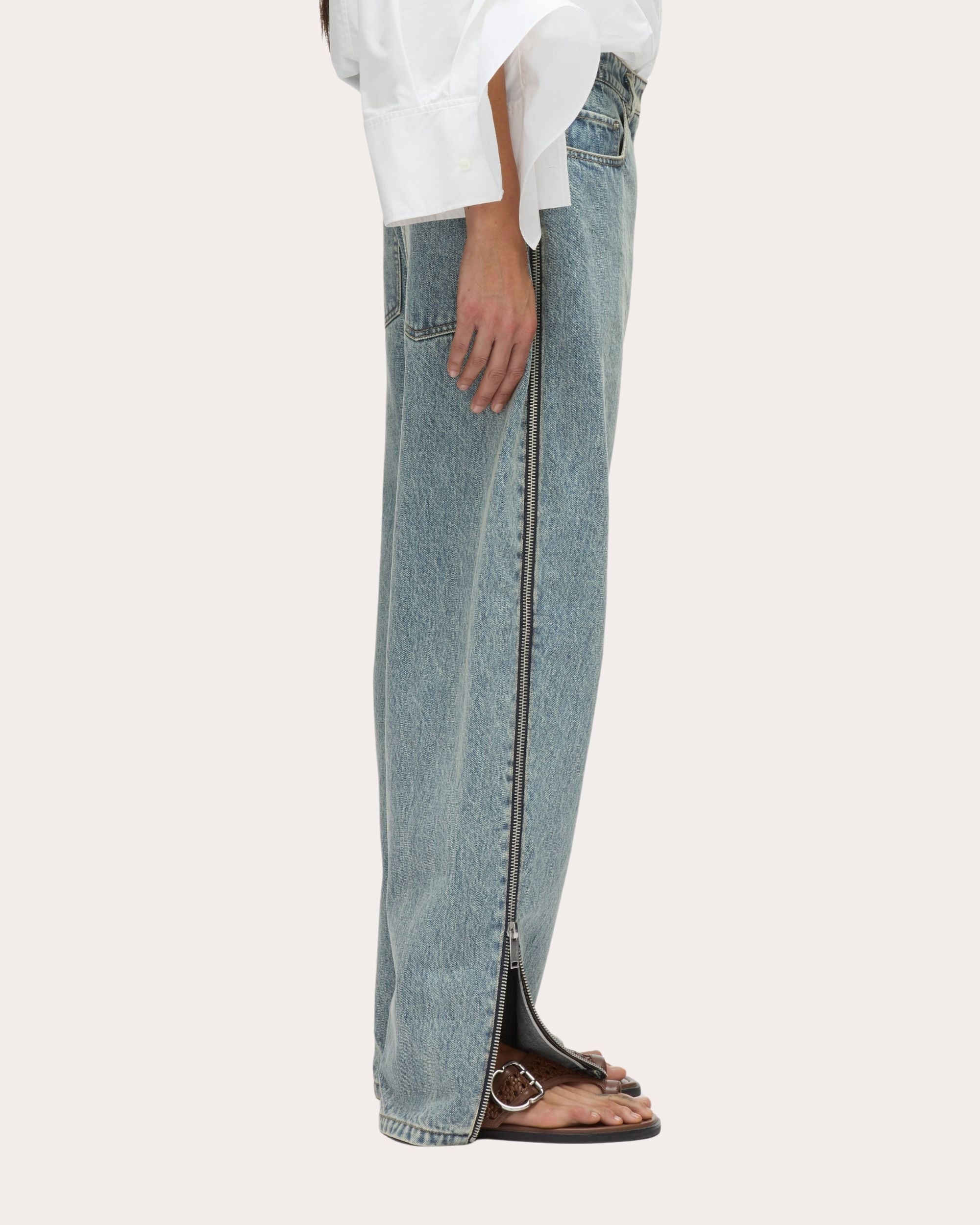 Curved Zipper Boyfriend Jeans - 3