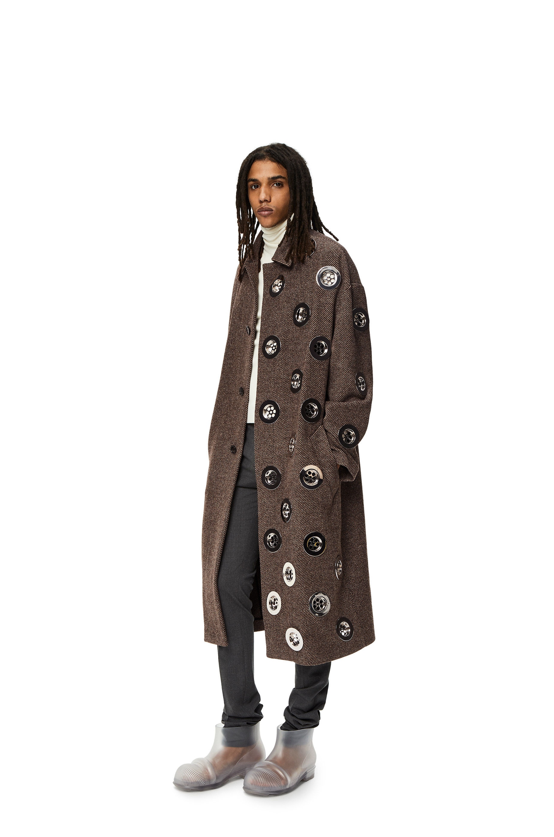Sinkhole embellished coat in wool - 2