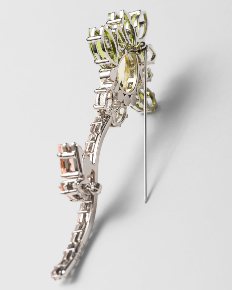 Metal brooch with crystals 4