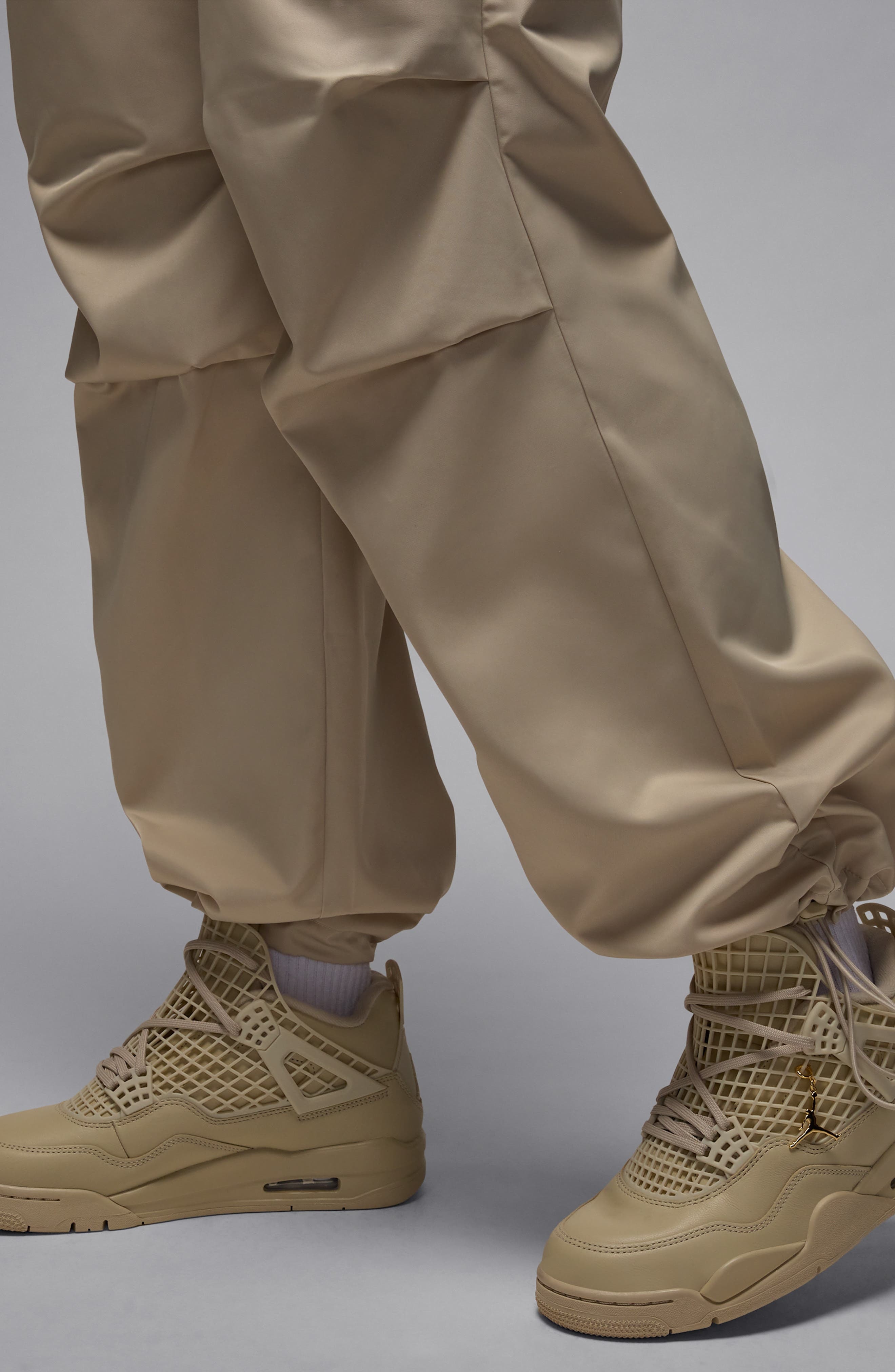 Jordan Brooklyn Water Repellent Pants in Rattan/White at Nordstrom - 7