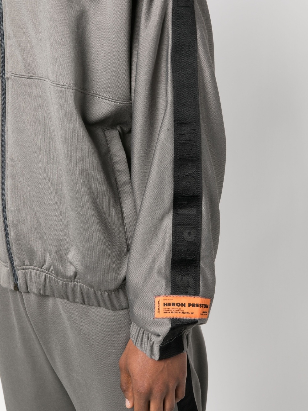 logo-patch zip-up sweatshirt - 5