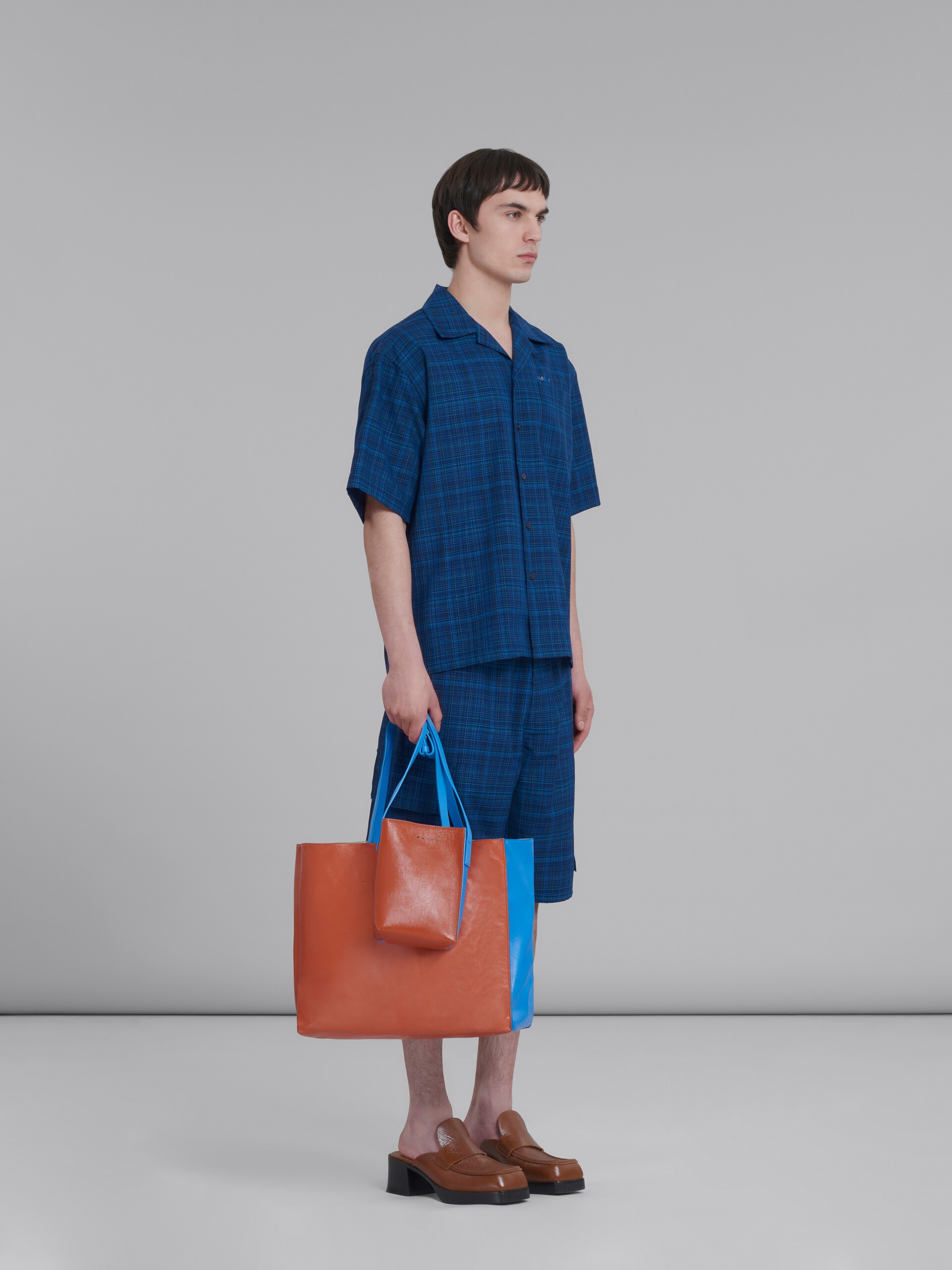 BLUE BOWLING SHIRT IN CHECKED LIGHT WOOL - 5