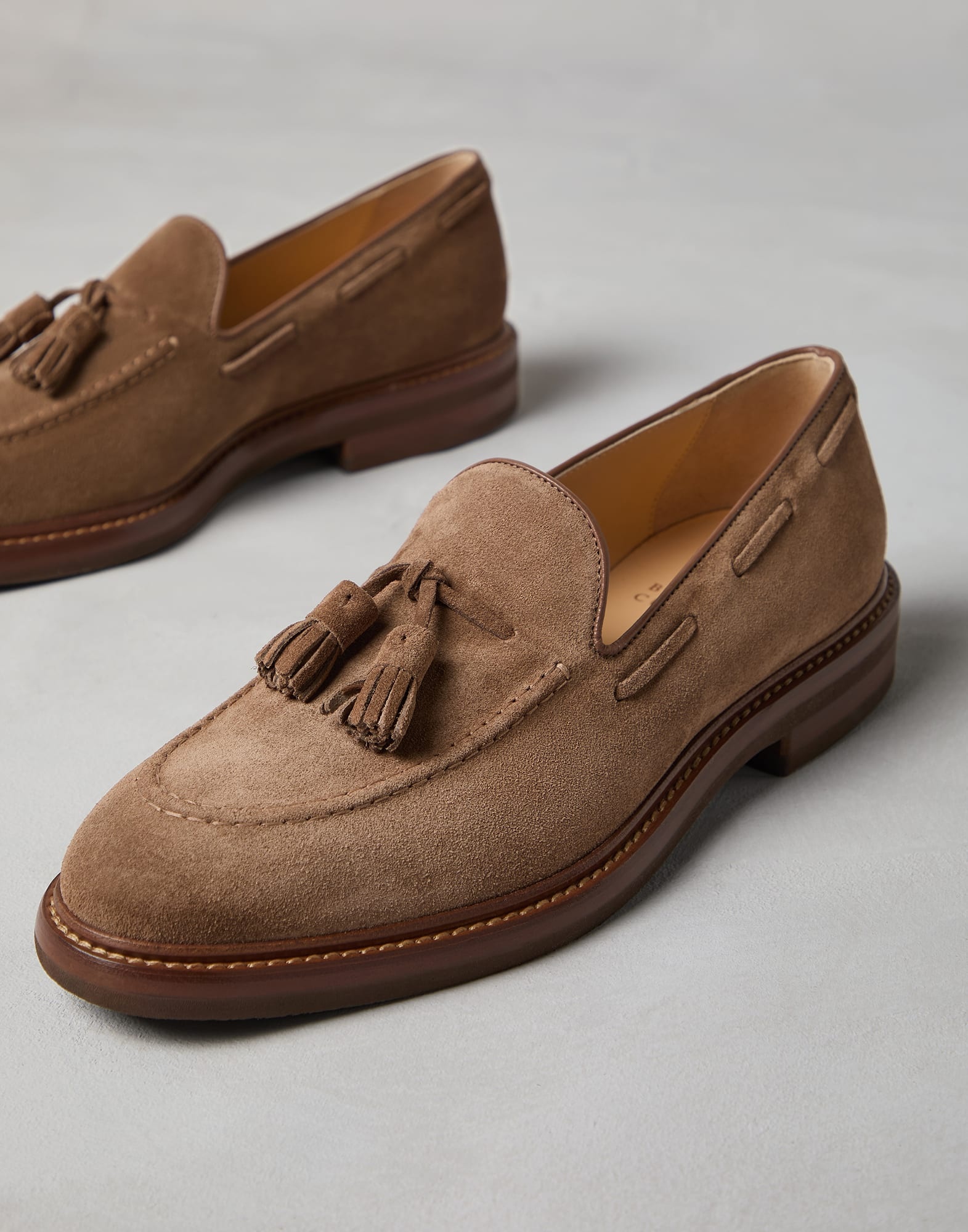 Suede loafers with tassels - 3