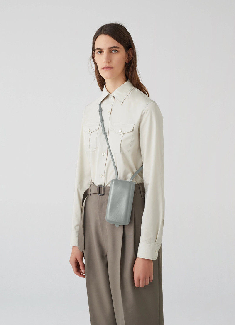 MOLDED PHONE HOLDER
VEGETABLE-TANNED LEATHER 3