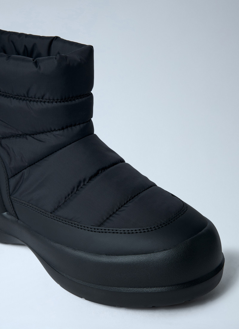 MOON BOOT Mezzaluna Puffy Boots outlook