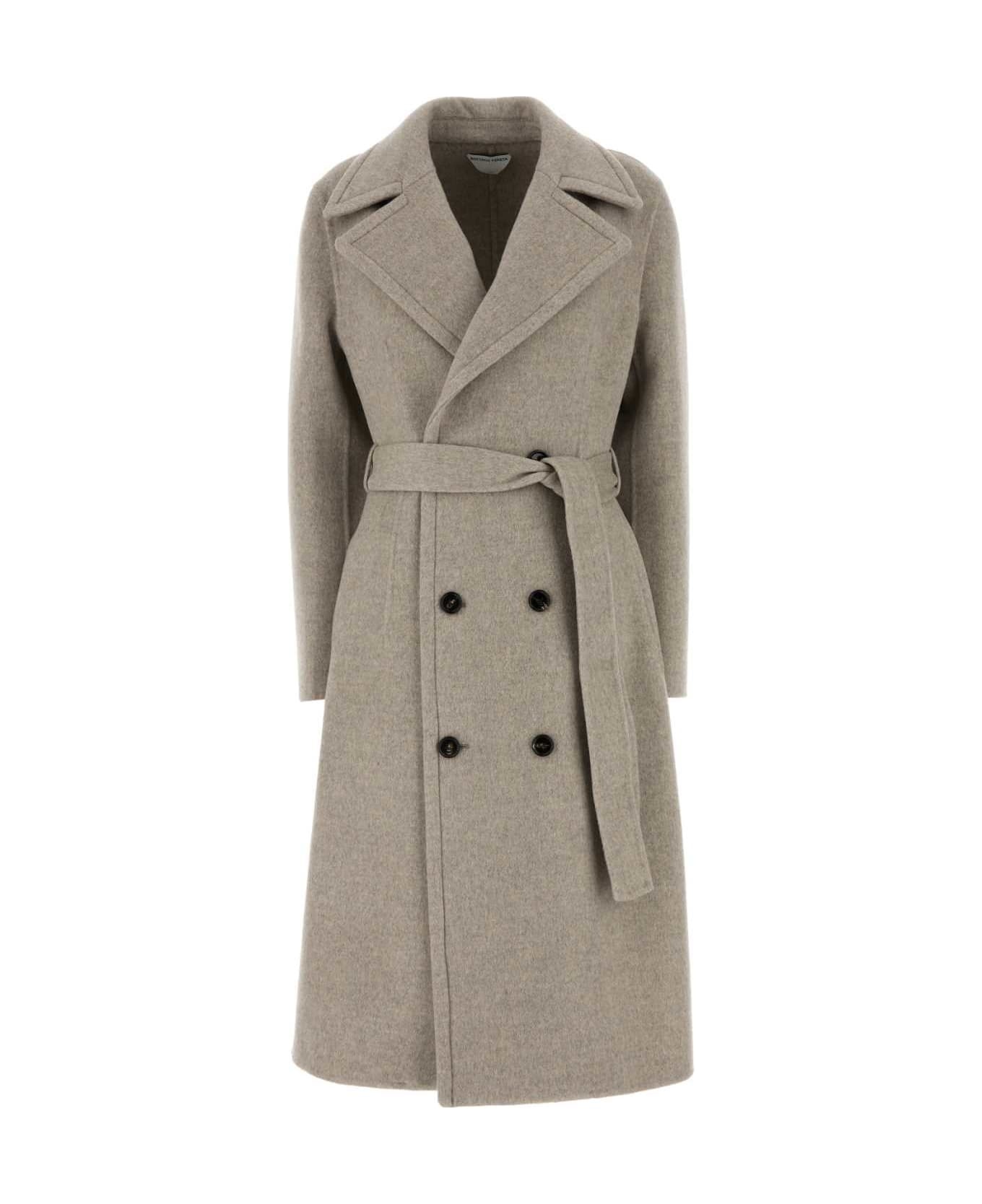 コート Bottega Veneta Cappuccino Cashmere Coat Bottega Veneta Cappuccino Cashmere Coat | italist | REVERSIBLE