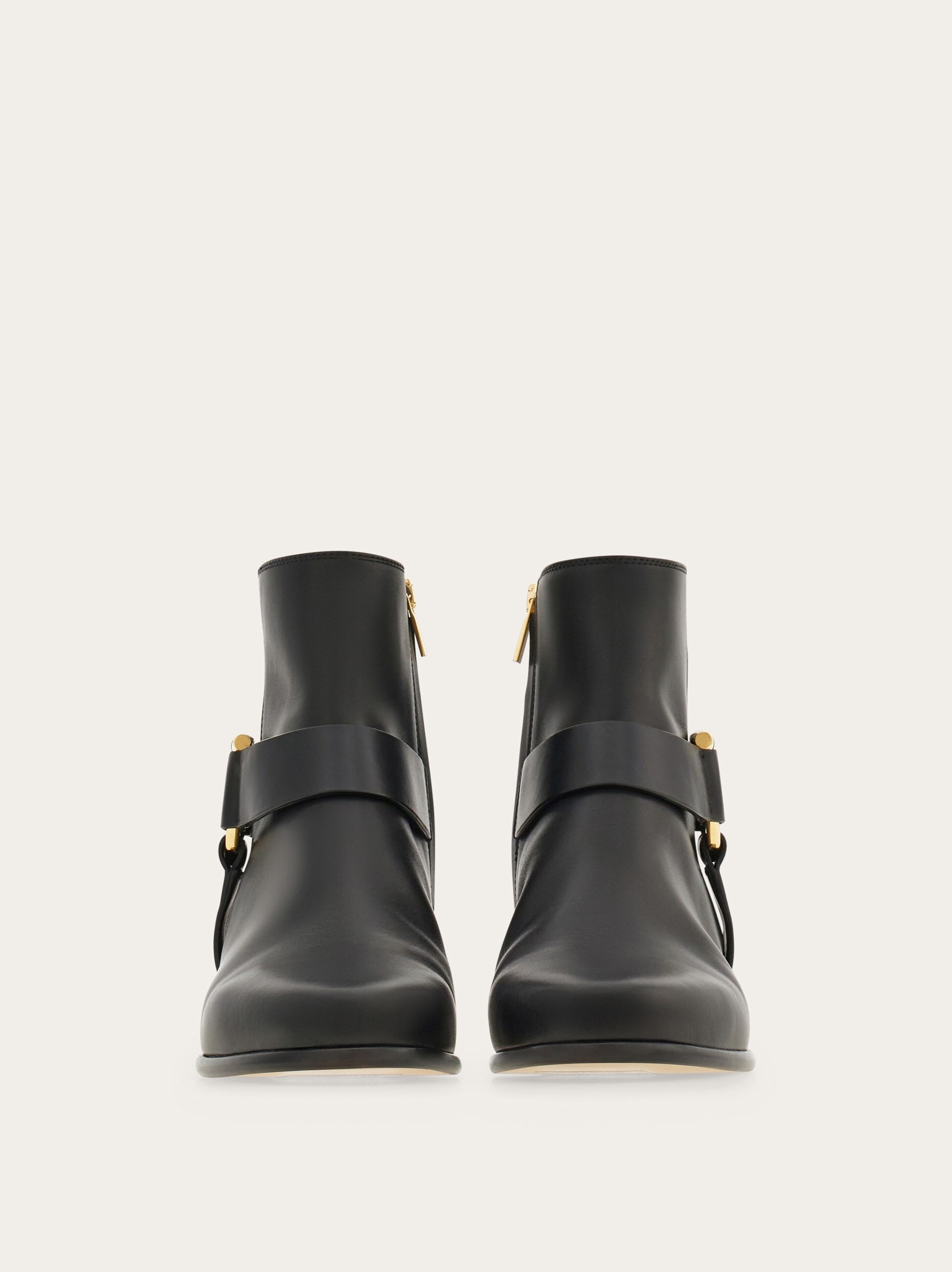 Gancini ornament ankle boot - 2