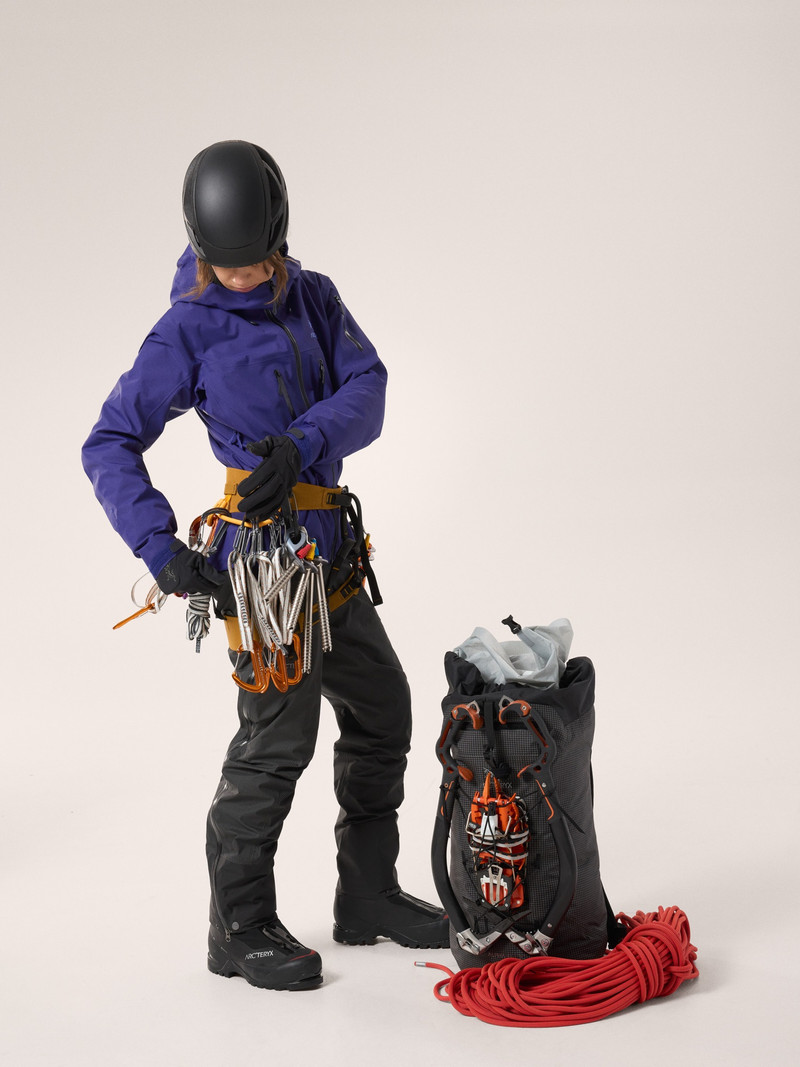 Arc'teryx Alpha SV Jacket outlook