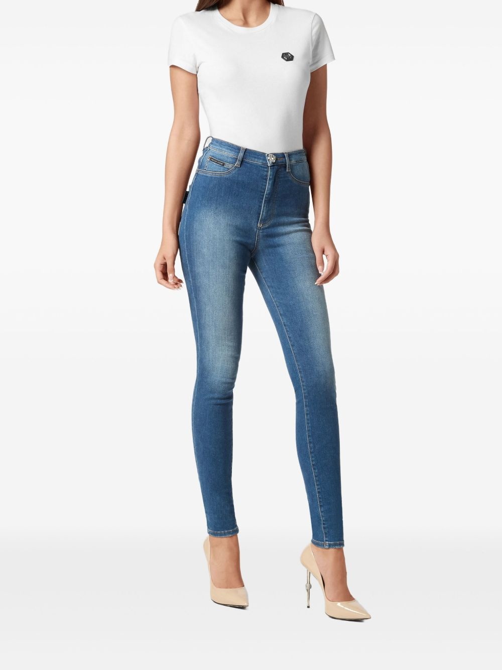 high-waisted jeans - 2